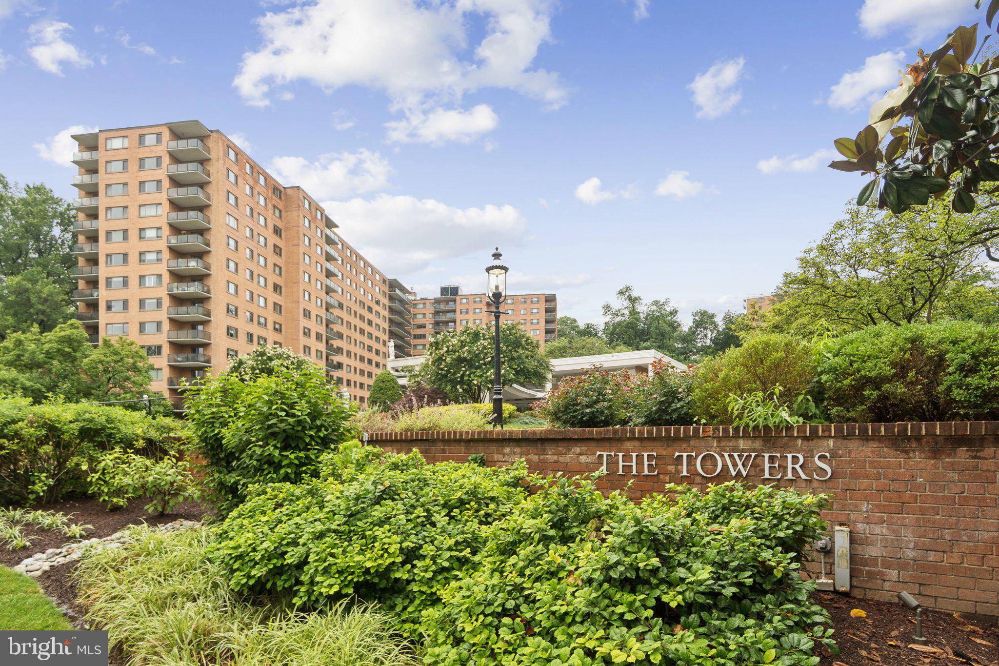 Washington, DC 20016,4201 CATHEDRAL AVE NW #122E