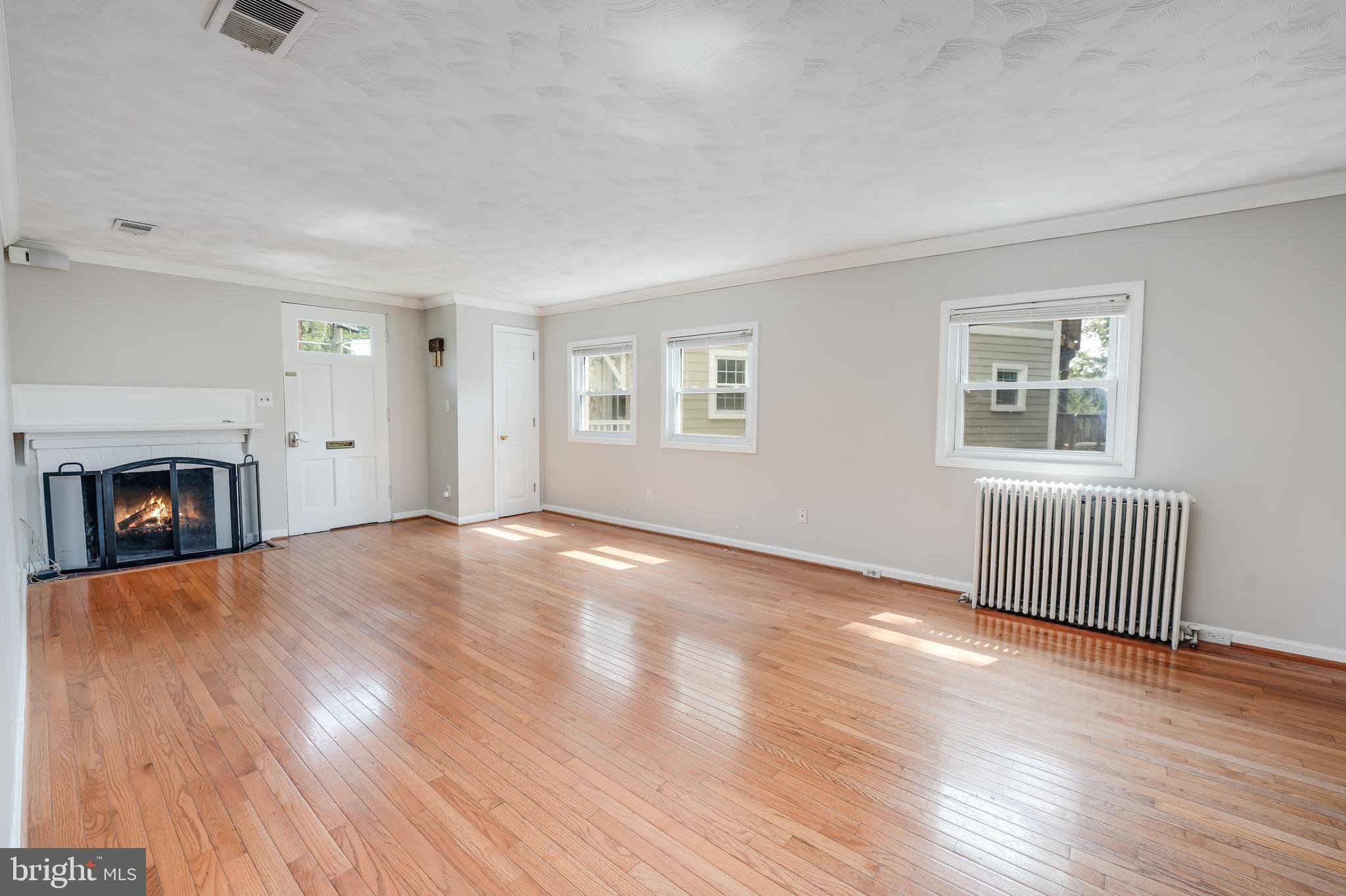 Arlington, VA 22207,3325 20TH RD N