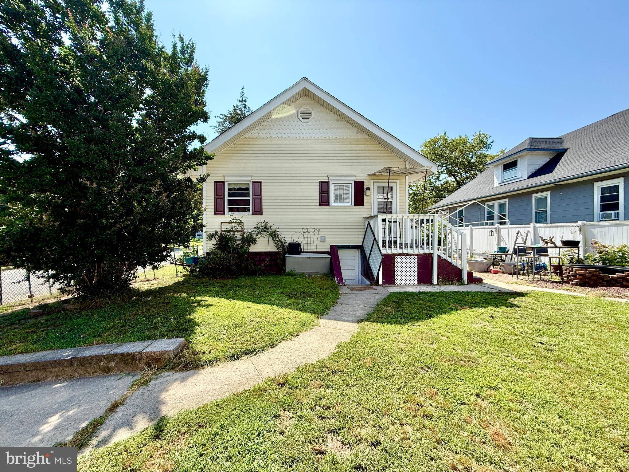 Penns Grove, NJ 08069,124 PENN STREET