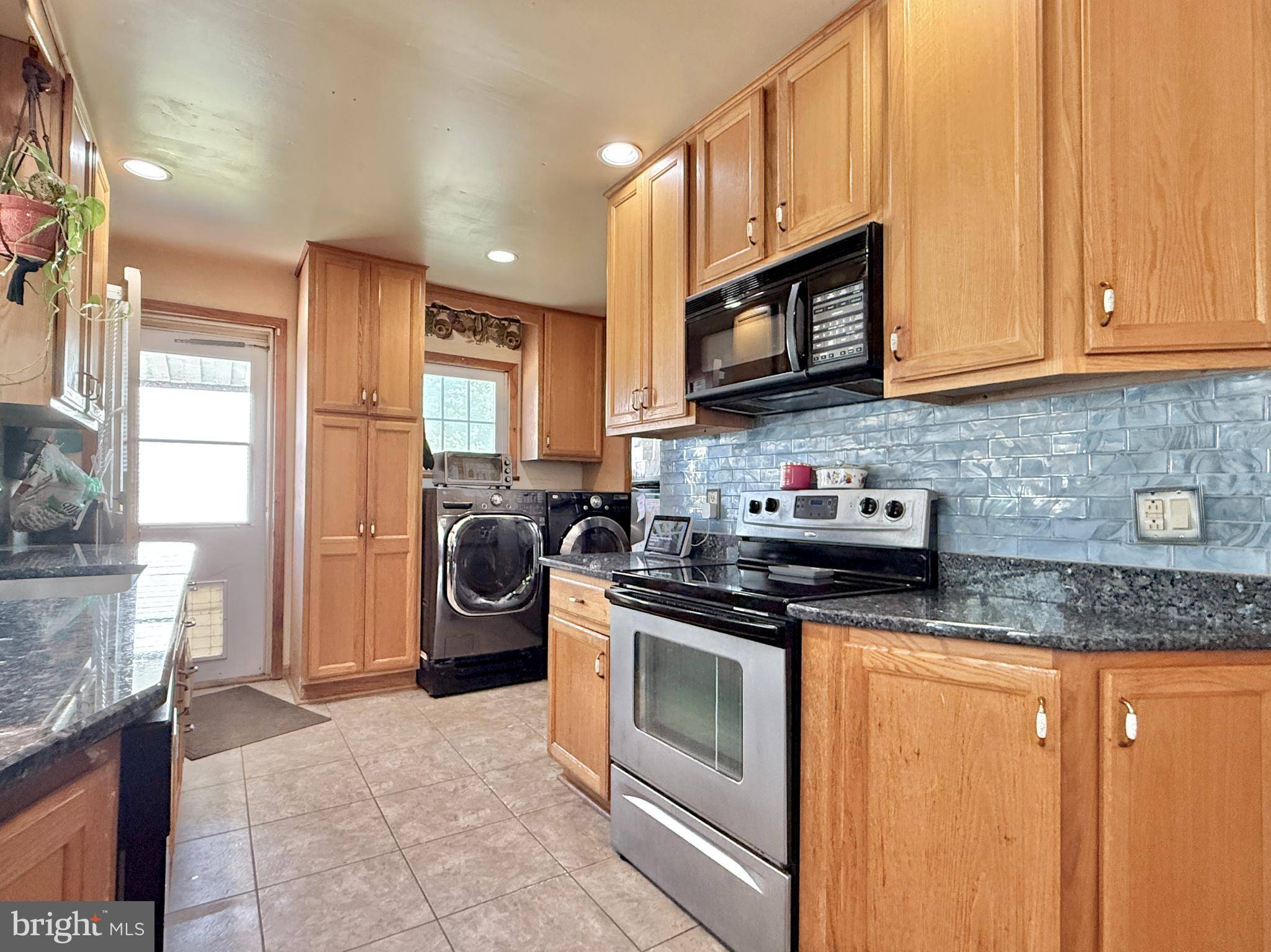 Penns Grove, NJ 08069,124 PENN STREET