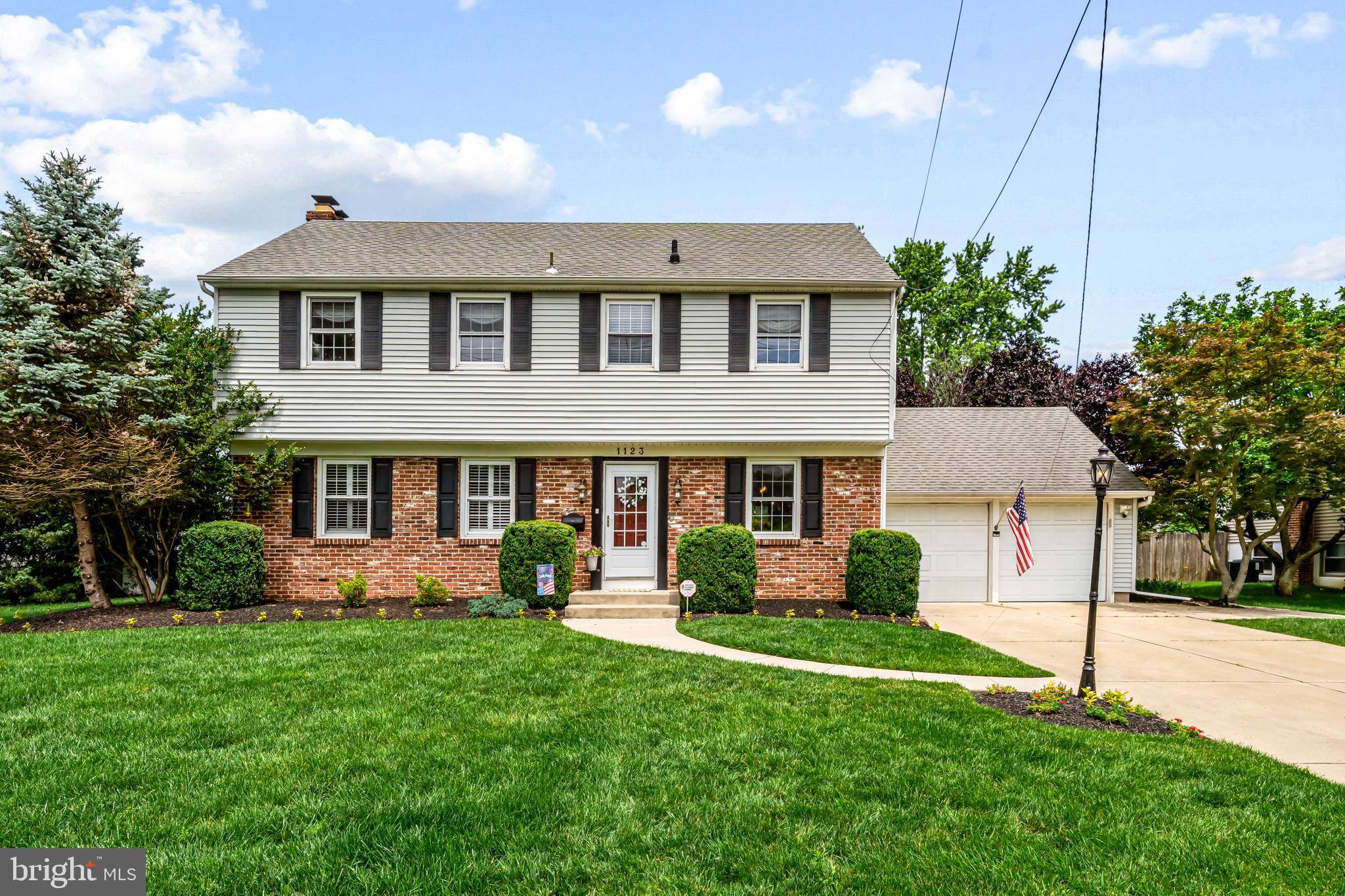 Cherry Hill, NJ 08034,1123 GREENBRIAR RD