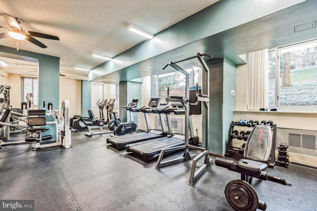 Washington, DC 20016,4200 CATHEDRAL AVE NW #1112