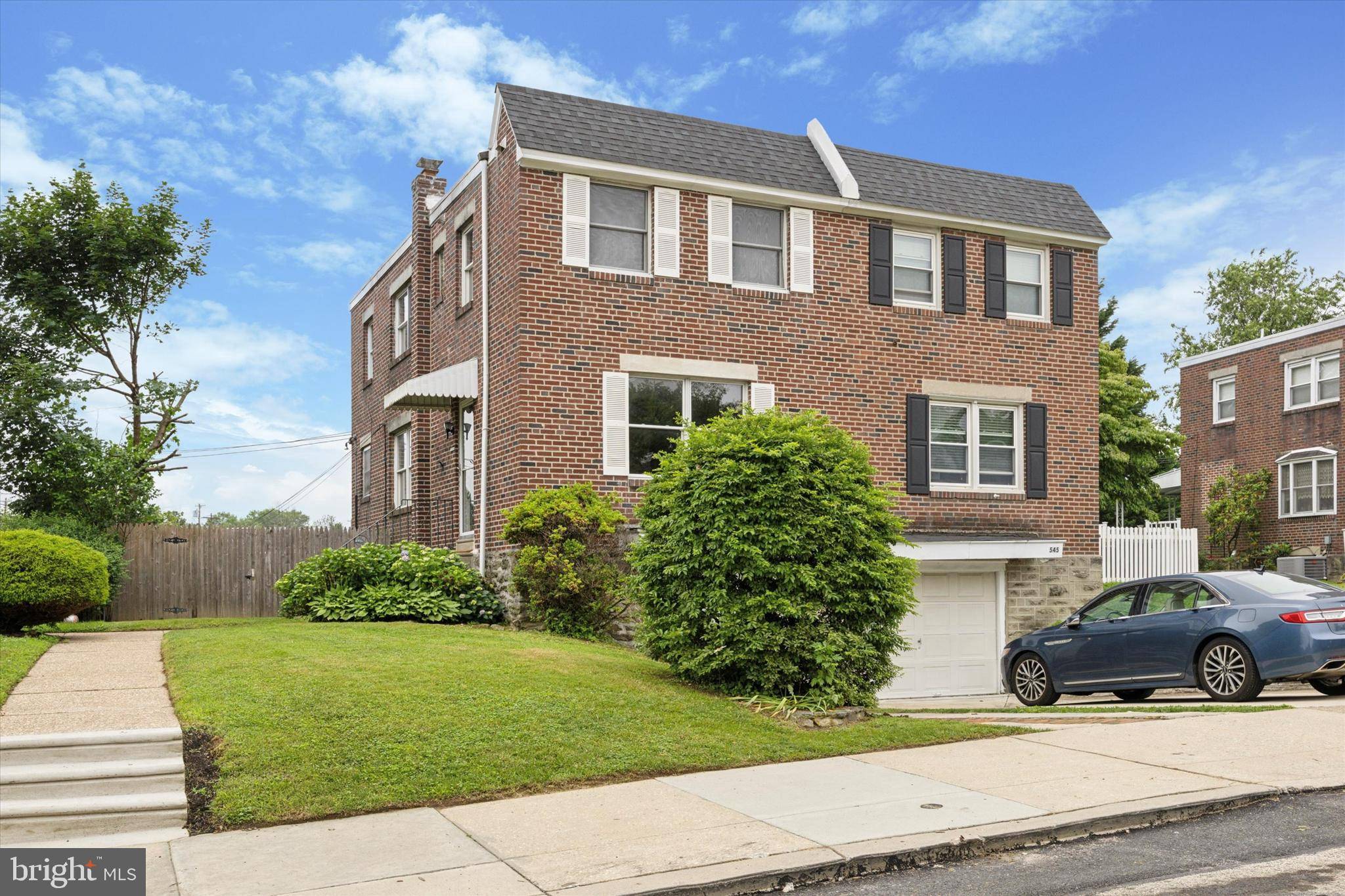 Philadelphia, PA 19128,547 OVERLOOK