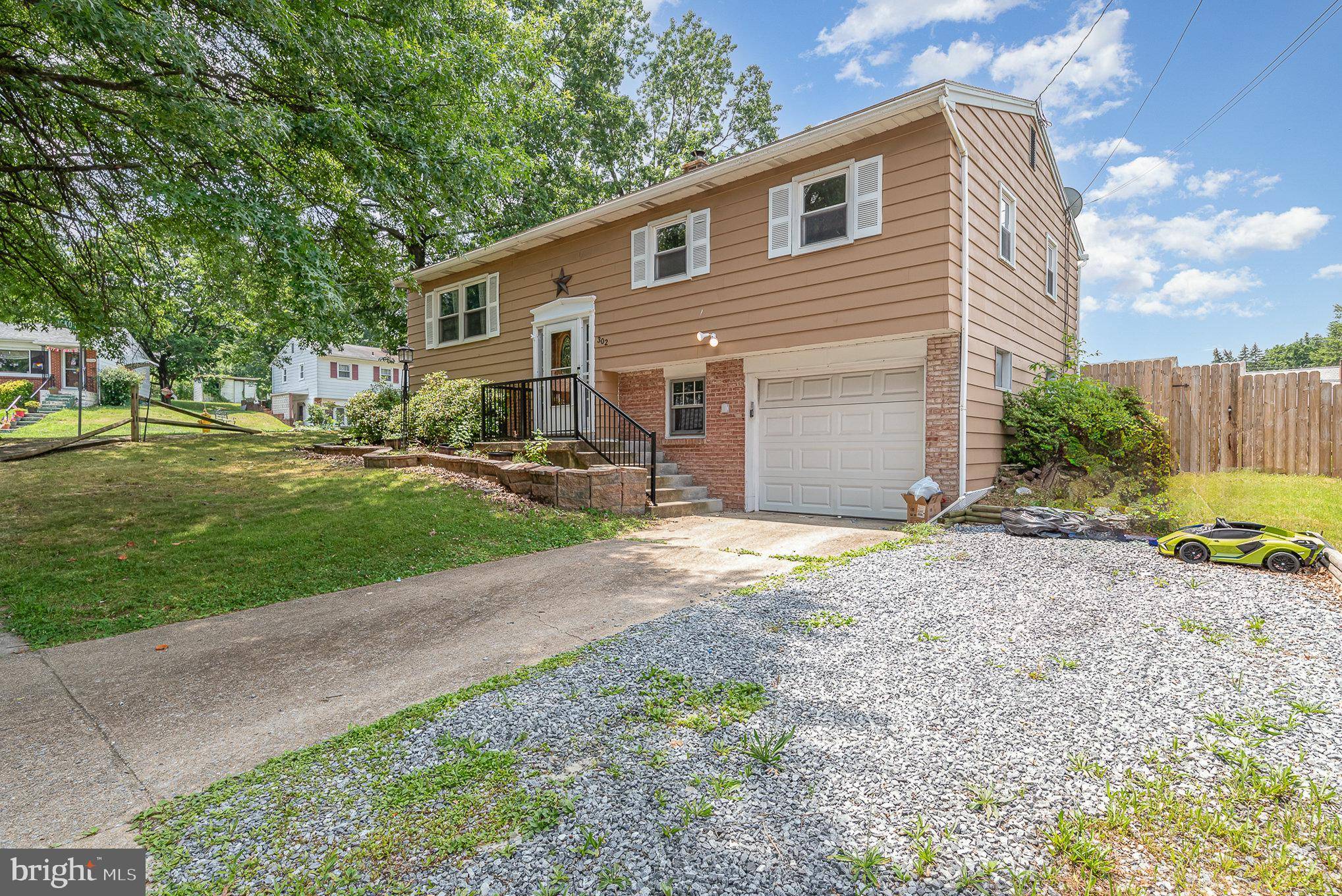 Harrisburg, PA 17109,302 HICKORY HILL TER