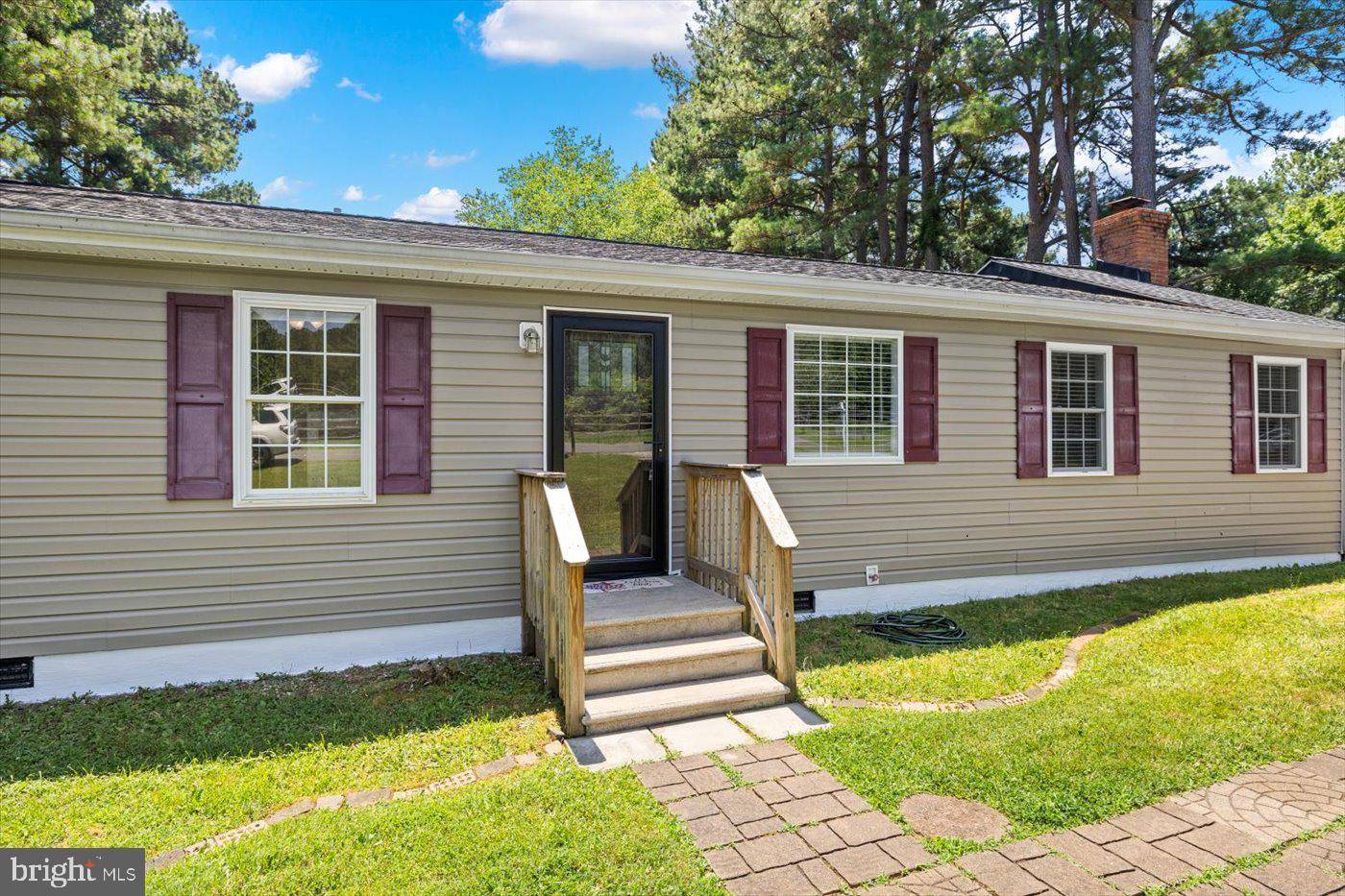 Fredericksburg, VA 22407,9606 RAPIDAN DR