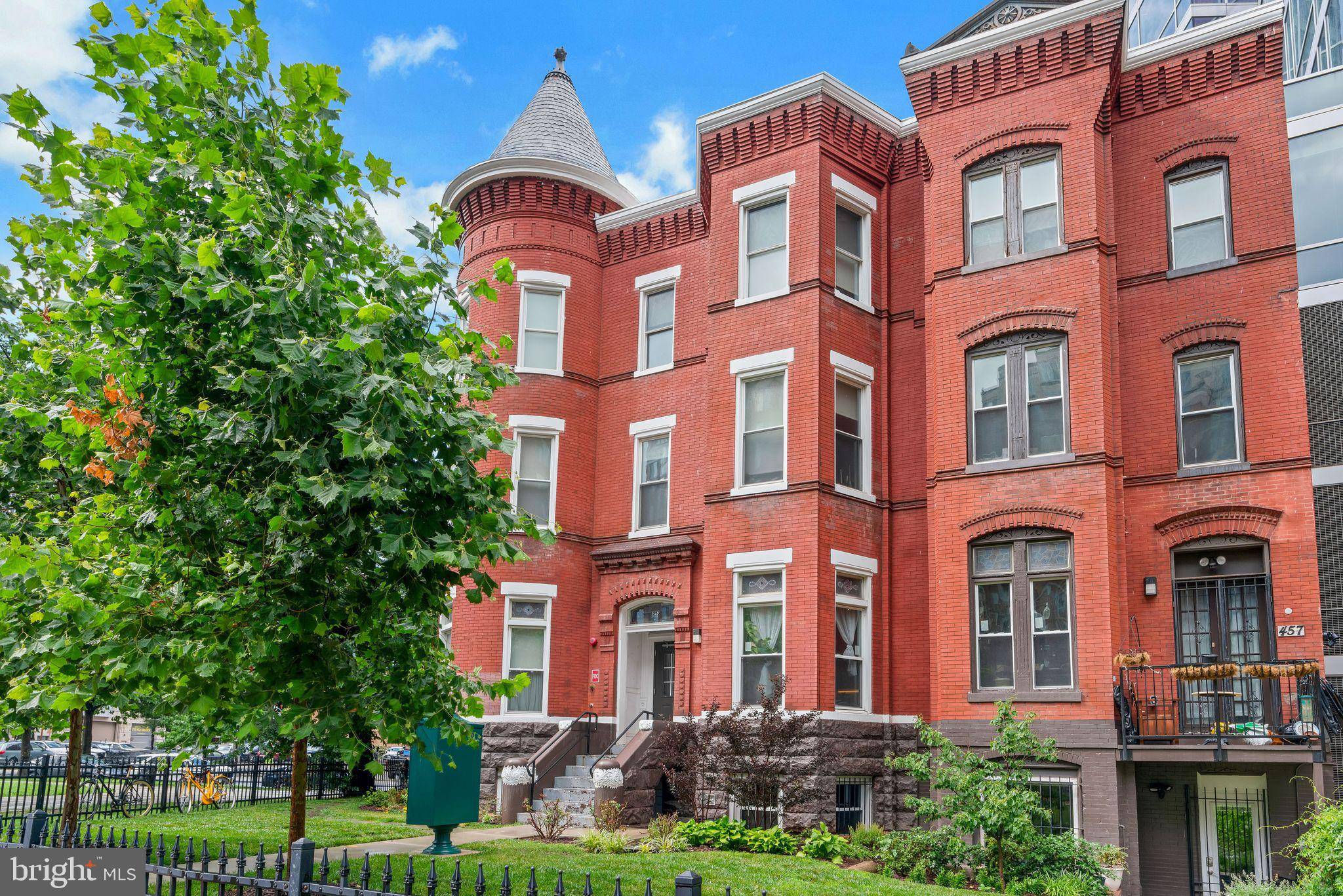 Washington, DC 20001,459 MASSACHUSETTS AVE NW #B1