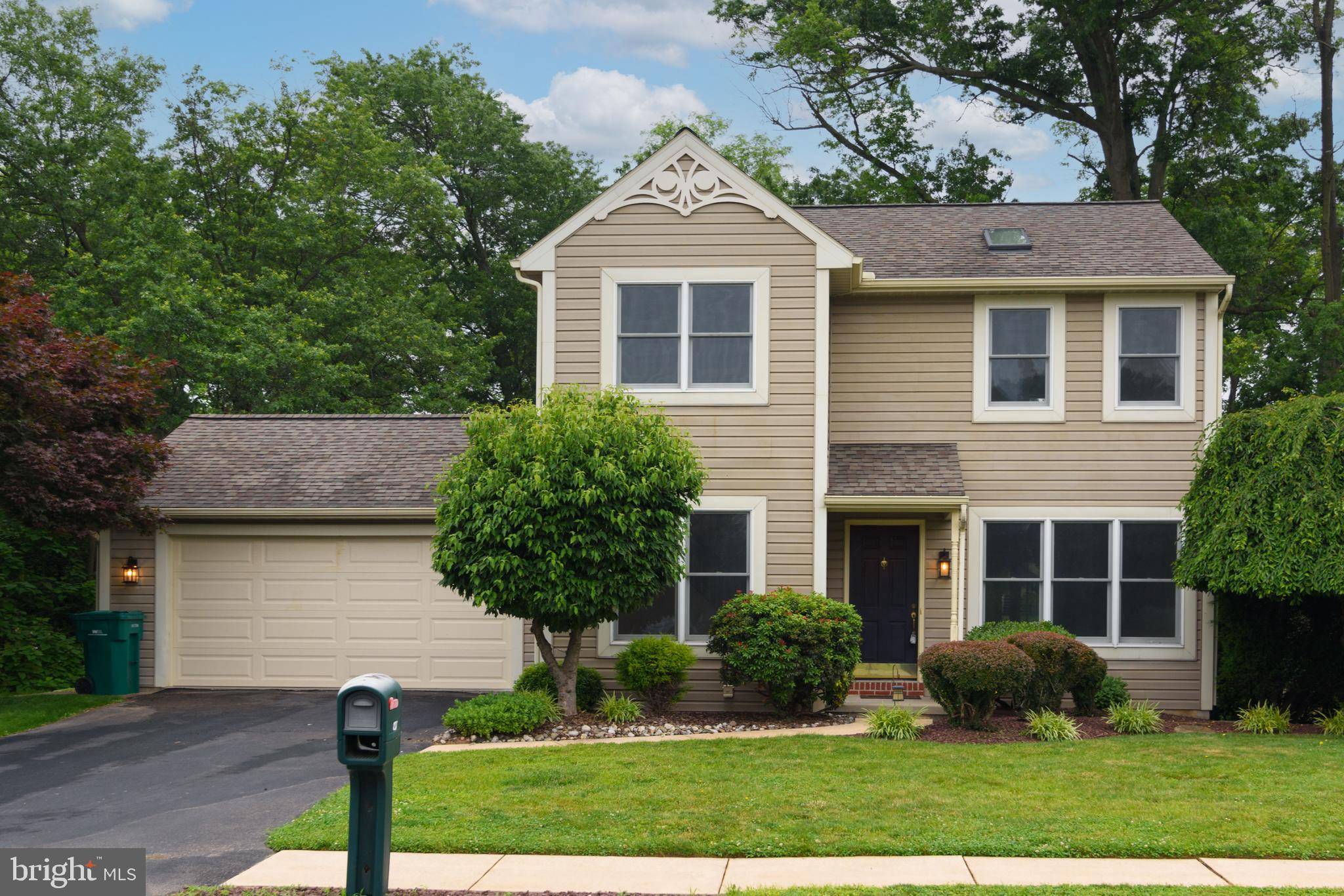 Elizabethtown, PA 17022,237 CLIFF LN