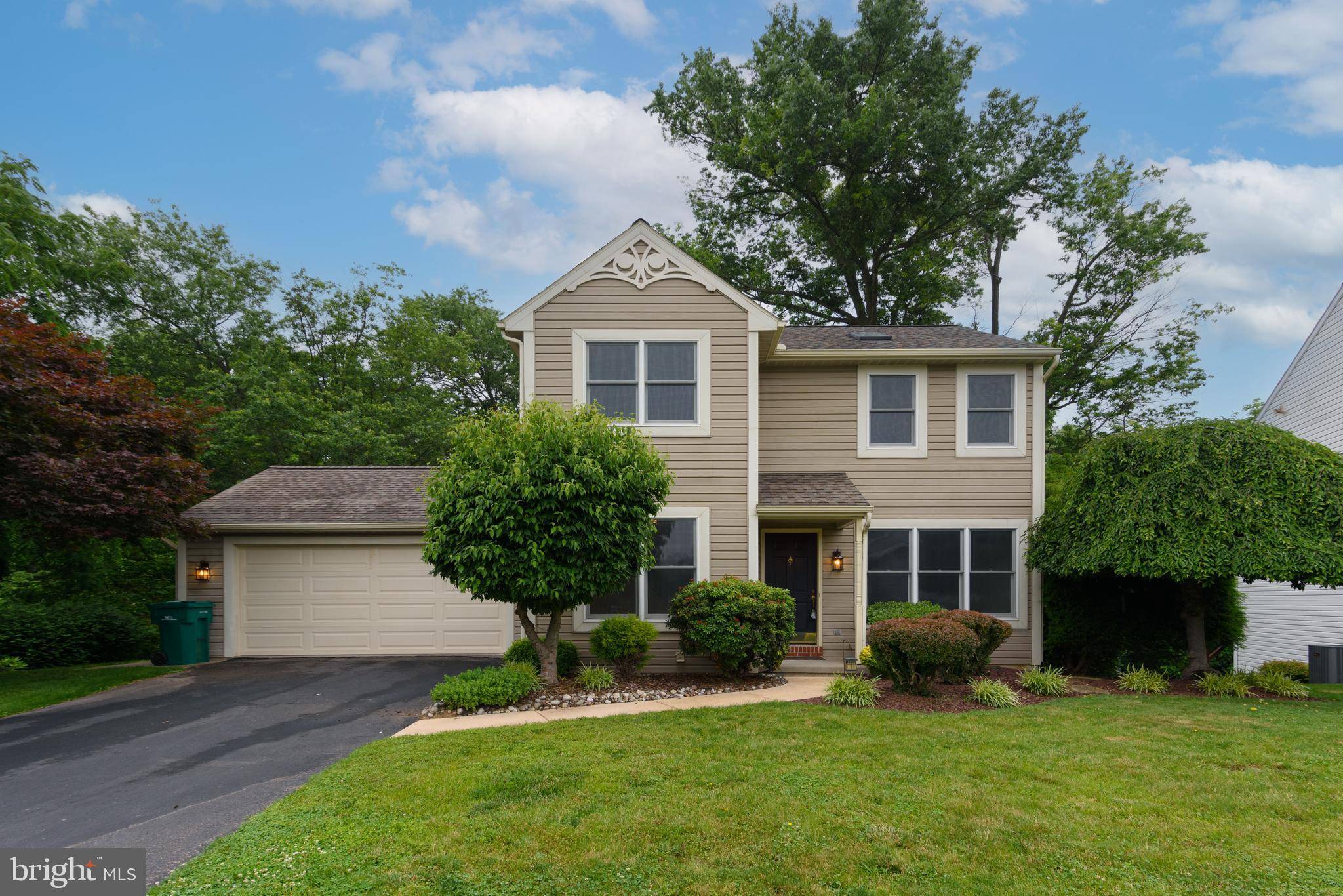 Elizabethtown, PA 17022,237 CLIFF LN