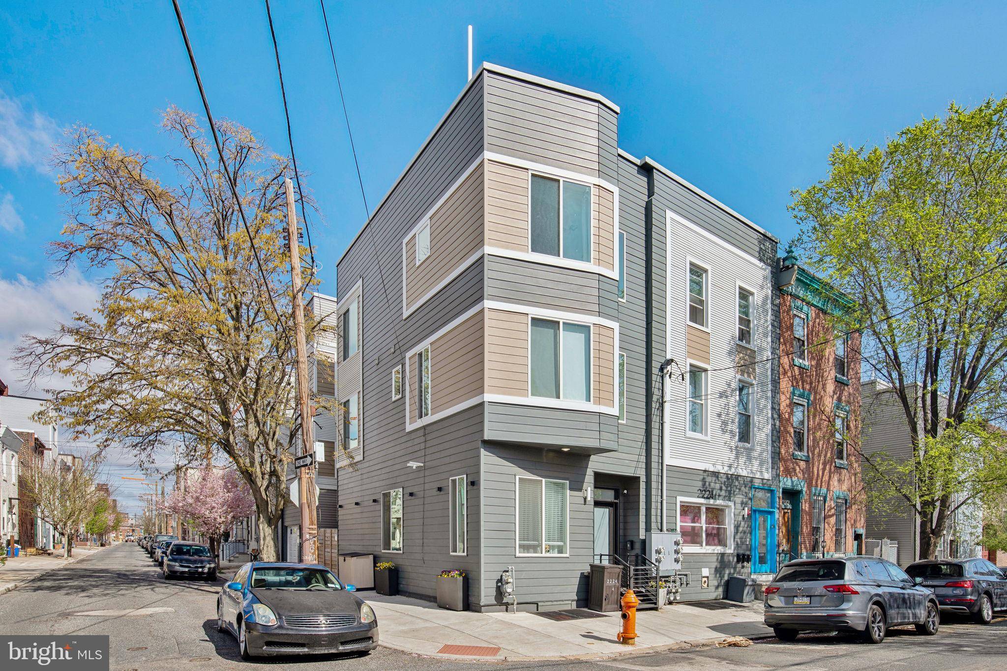 Philadelphia, PA 19125,2224 AMBER ST #4
