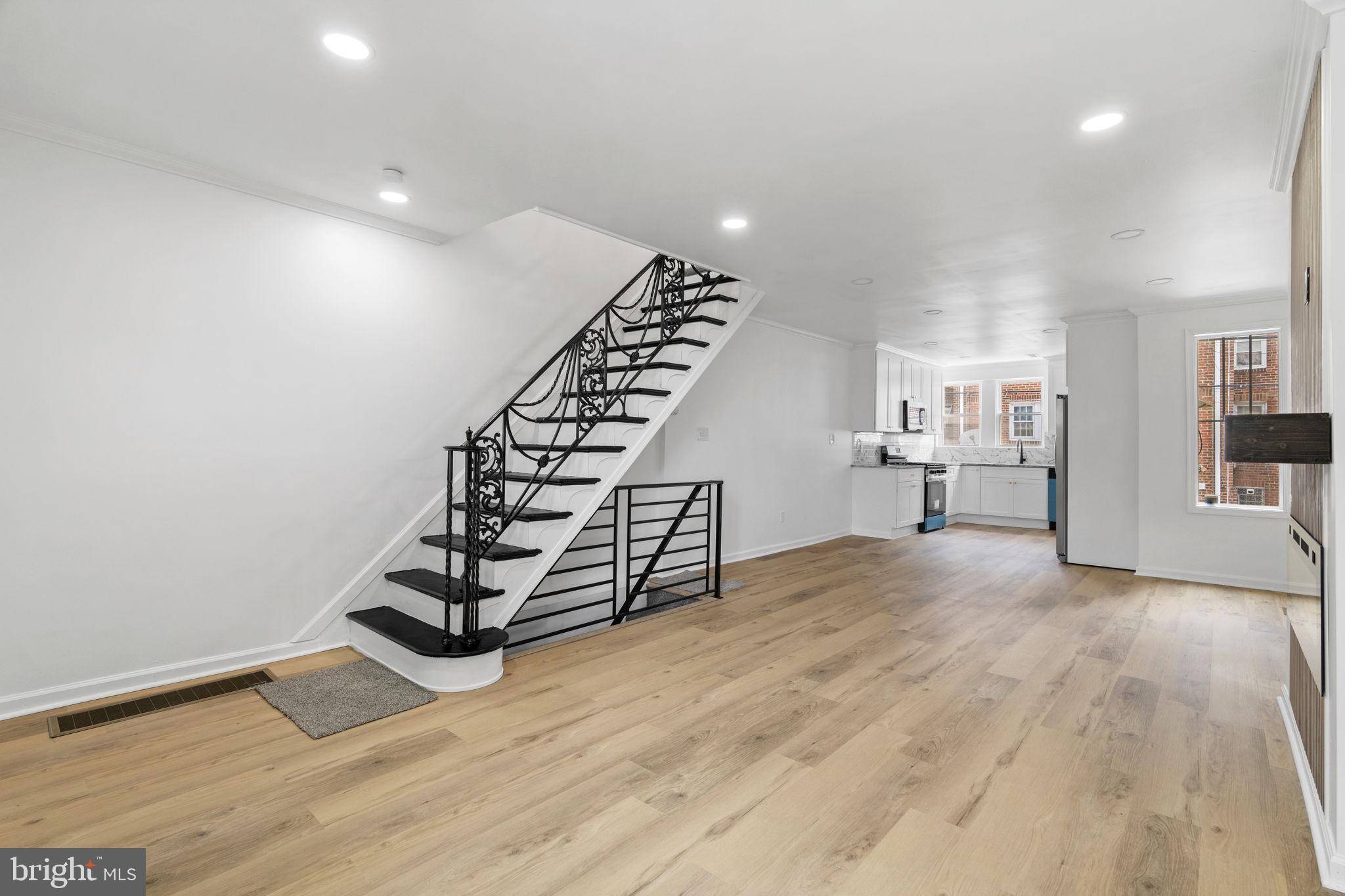 Philadelphia, PA 19124,913 E SANGER ST