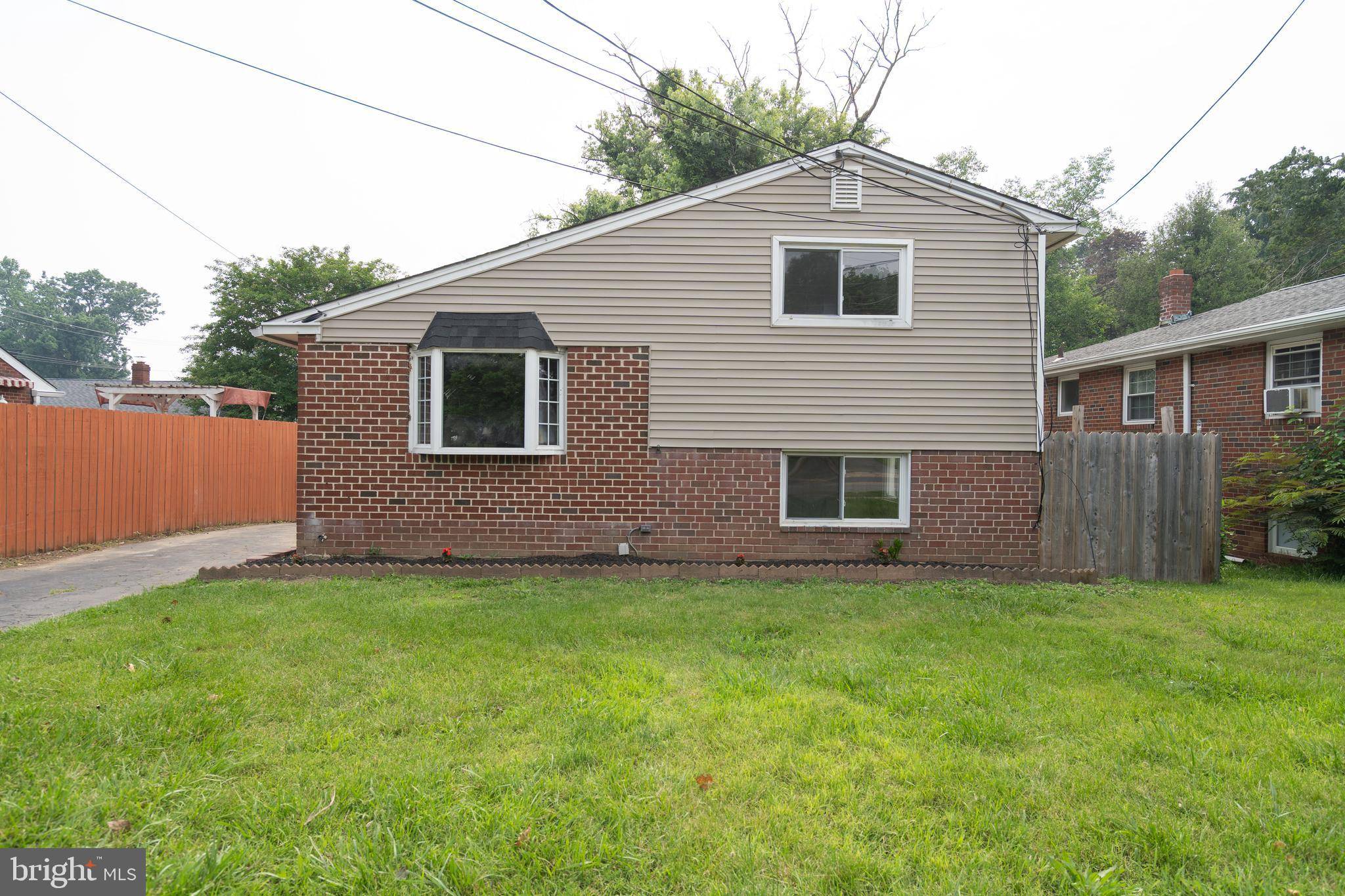 Woodlyn, PA 19094,407 FAIRVIEW RD