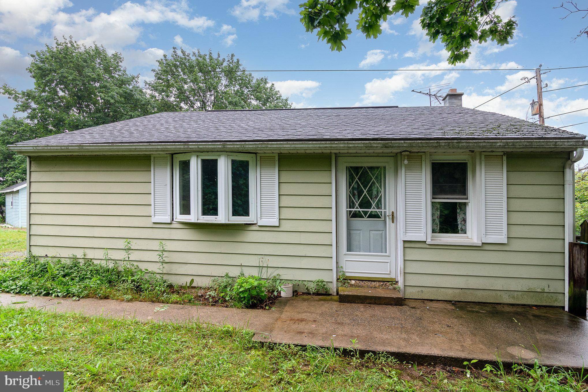 Carlisle, PA 17015,10 YORWICK RD