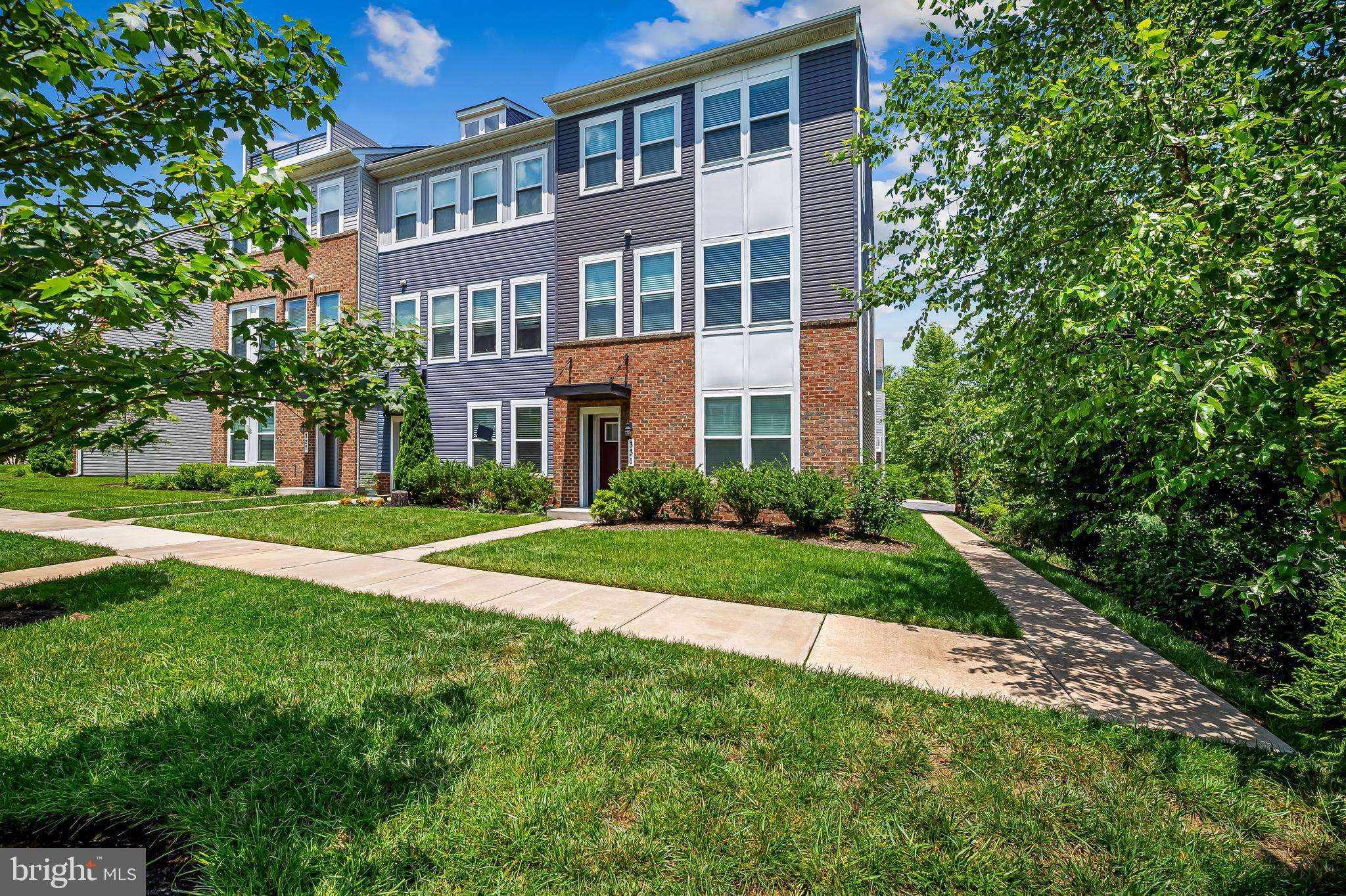 Edgewater, MD 21037,331 BRIGHT LIGHT CT