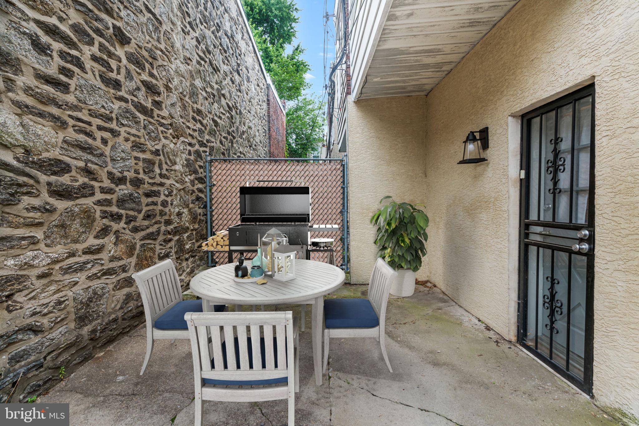 Philadelphia, PA 19119,6539 BERDAN ST