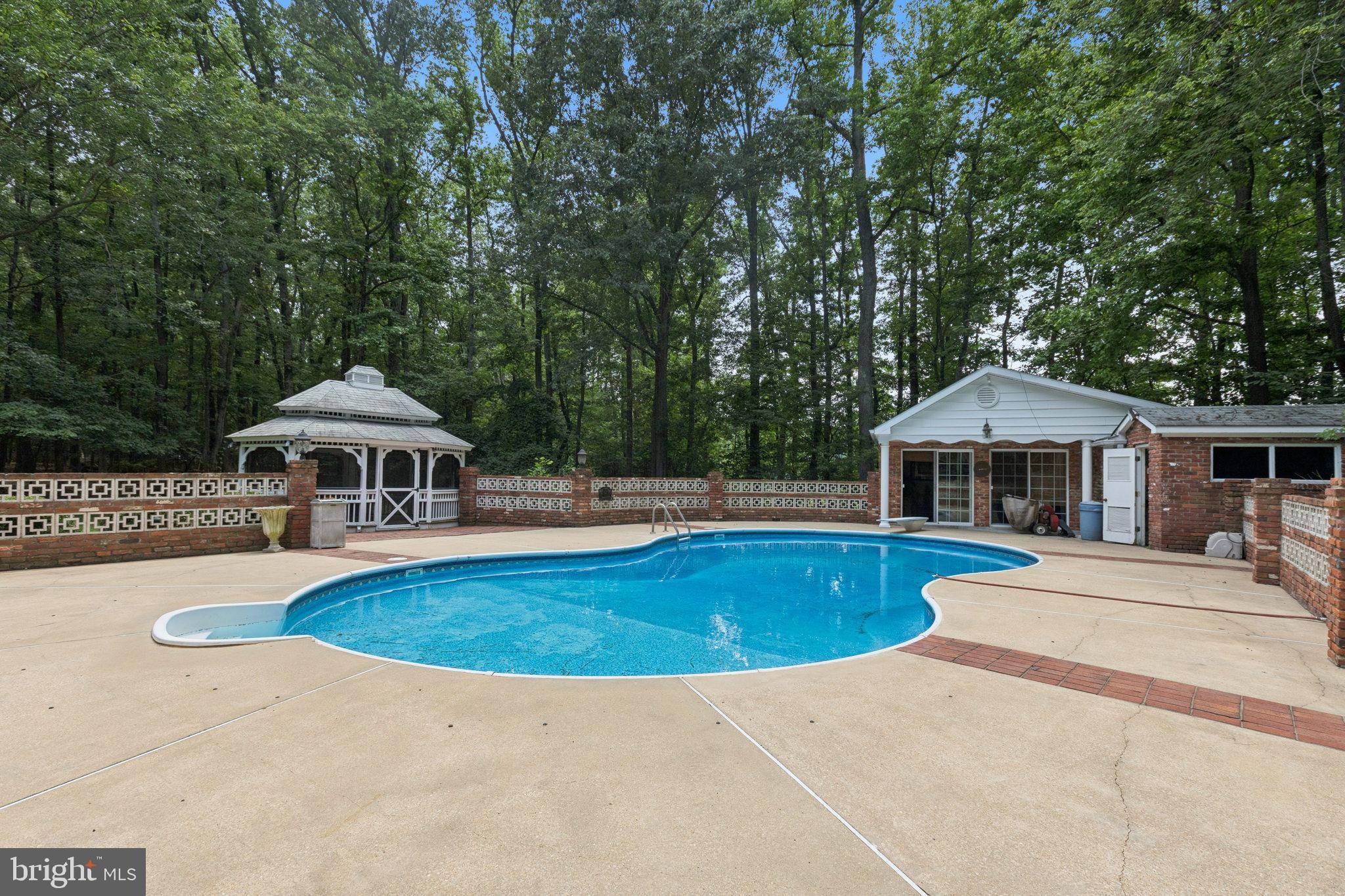 White Plains, MD 20695,3851 FAWN LN