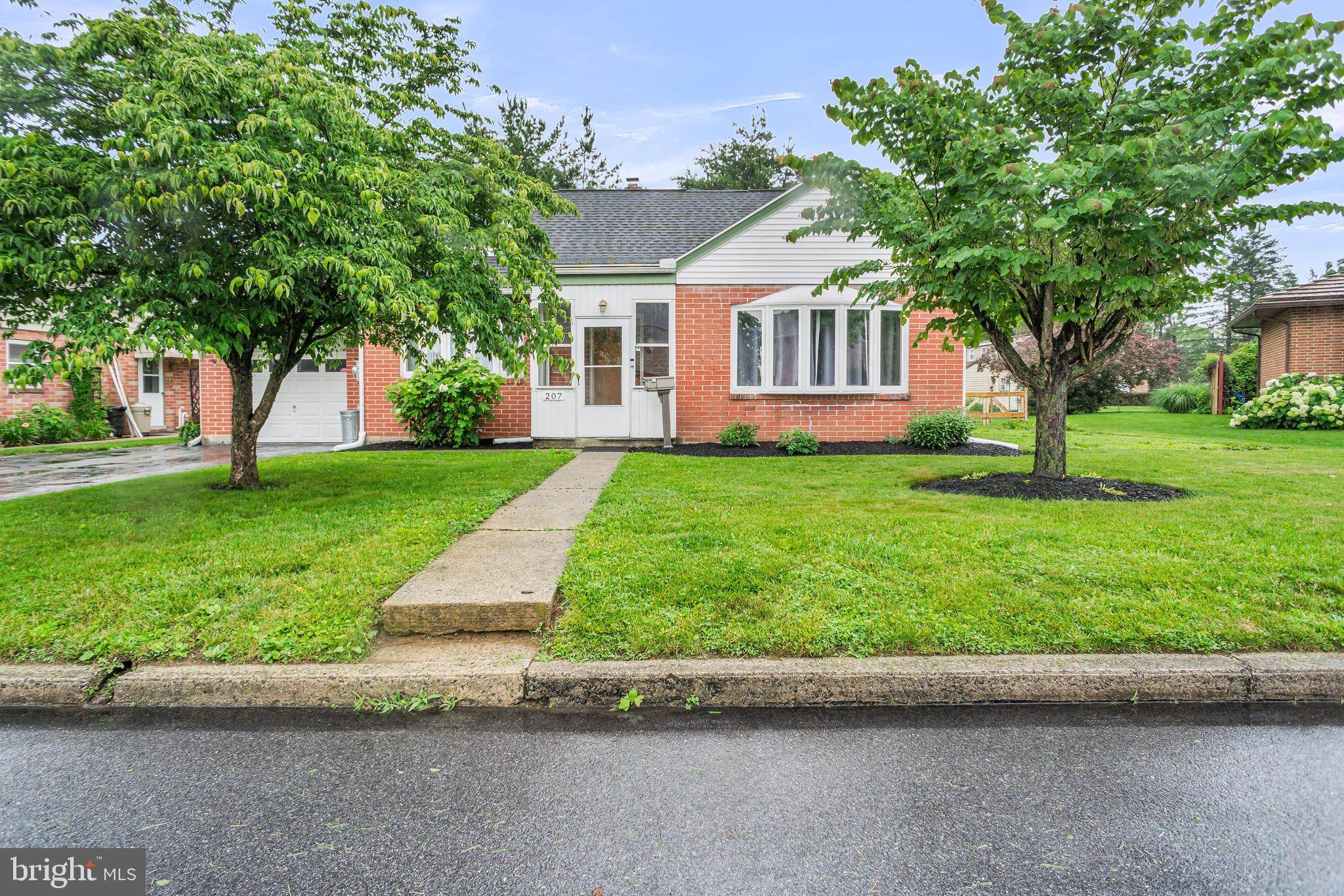 Robesonia, PA 19551,207 N LINDEN ST