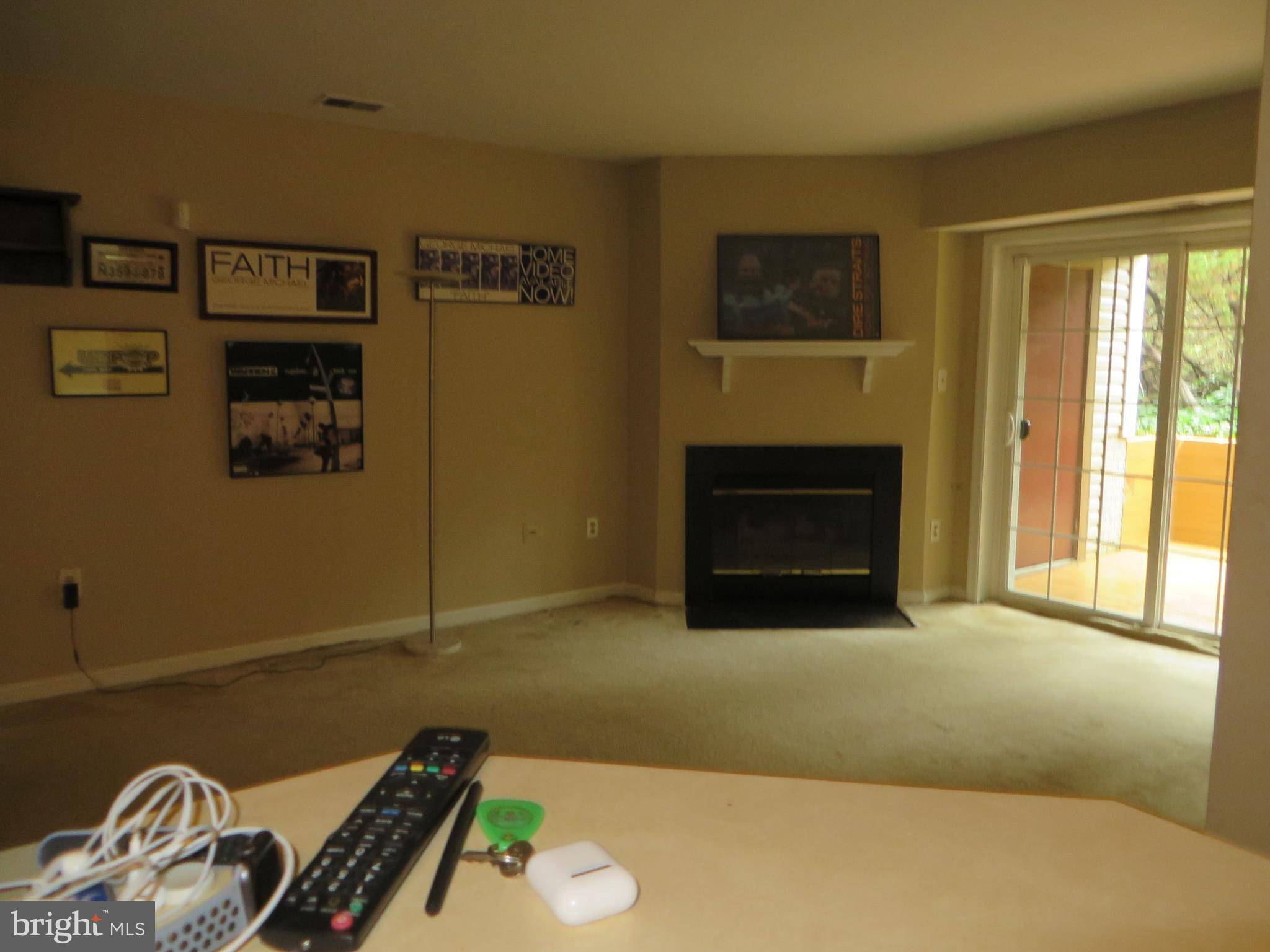 Alexandria, VA 22310,6915 VICTORIA DR #C