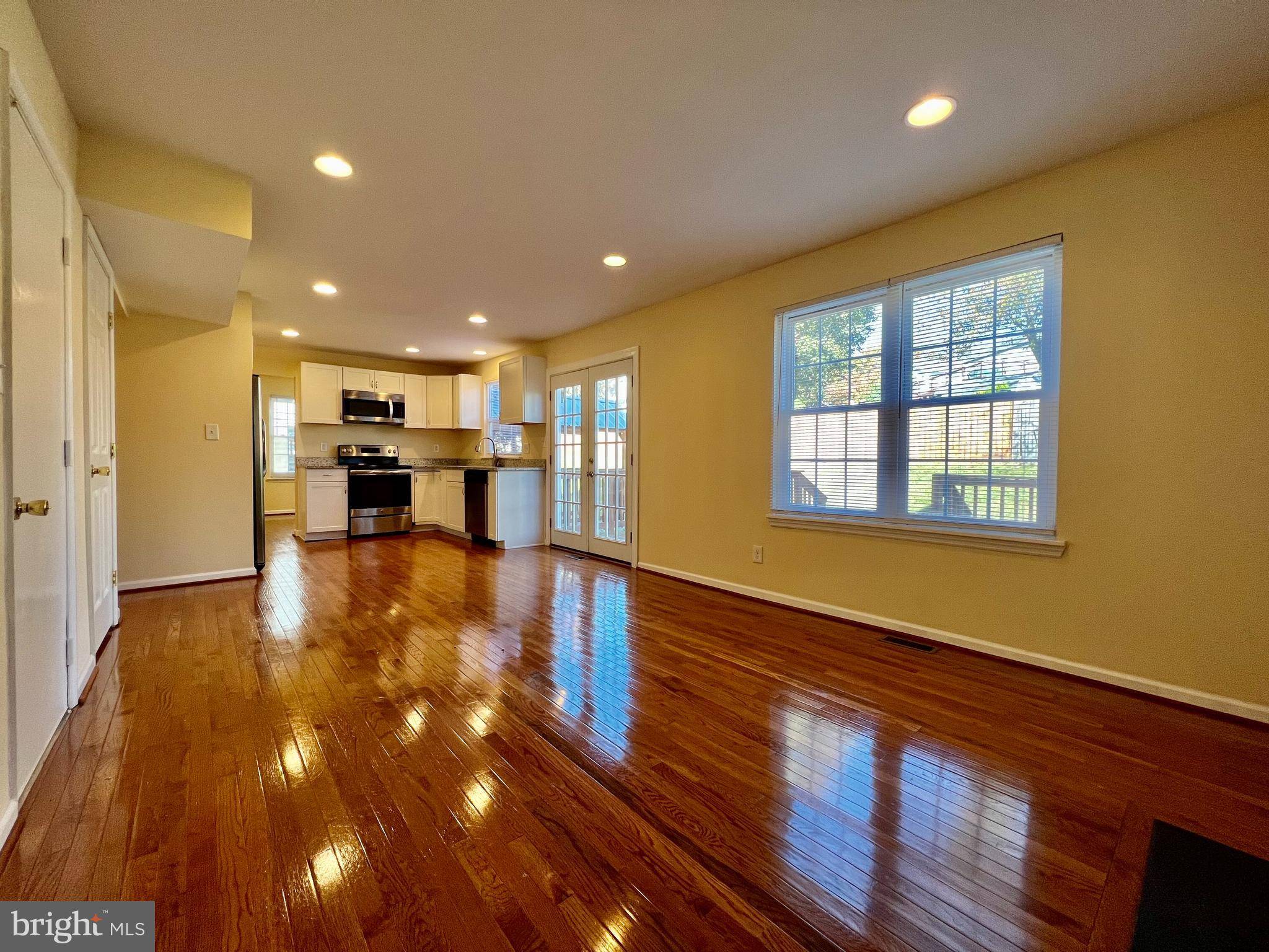 Glen Burnie, MD 21061,402 CHALMERS AVE