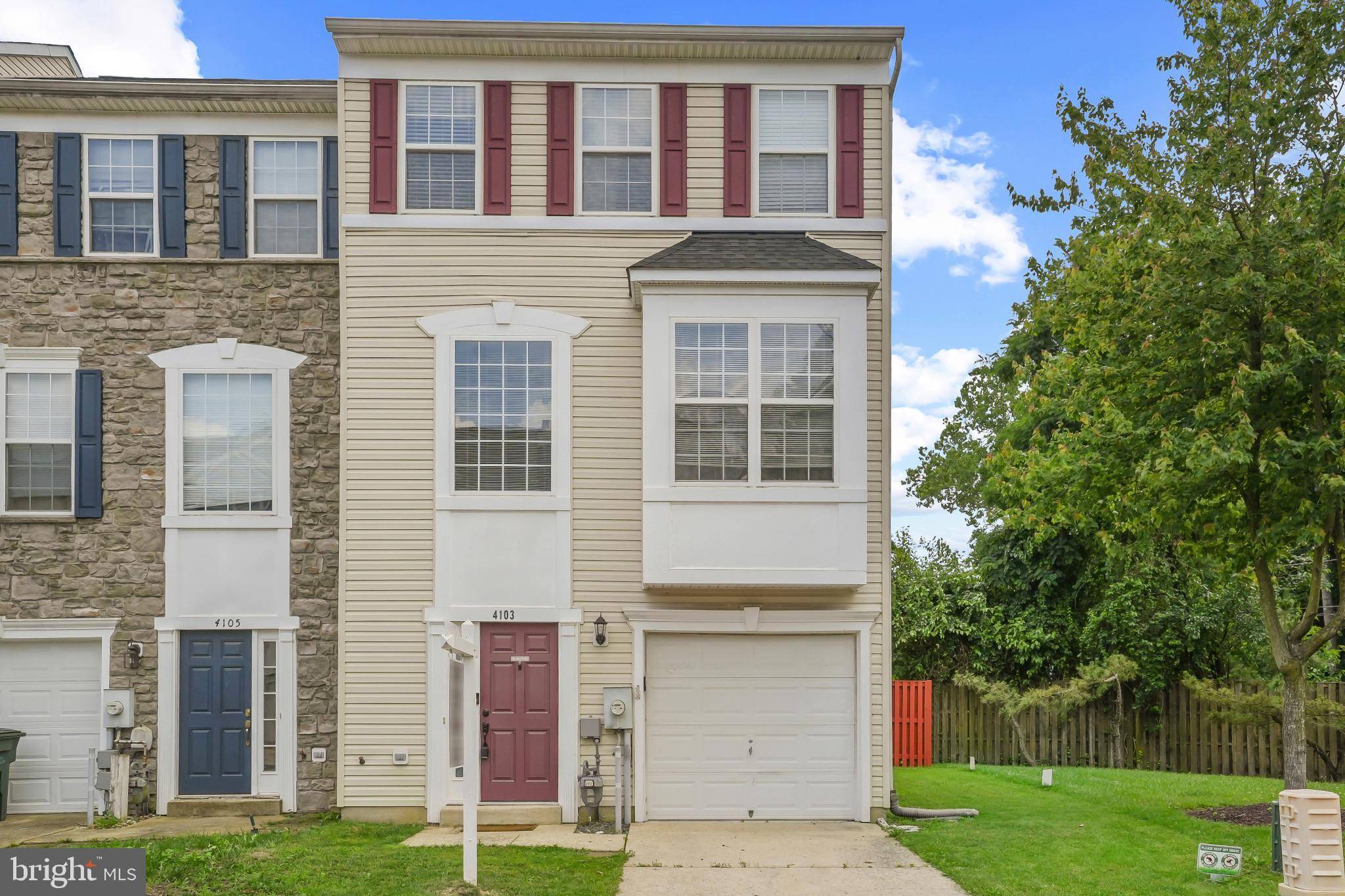 Pasadena, MD 21122,4103 APPLE LEAF CT