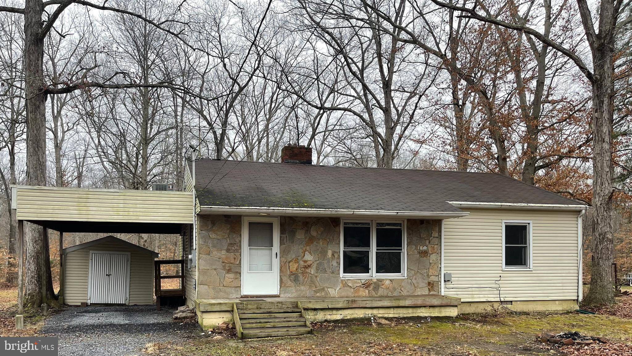 La Plata, MD 20646,7180 ANNAPOLIS WOODS RD