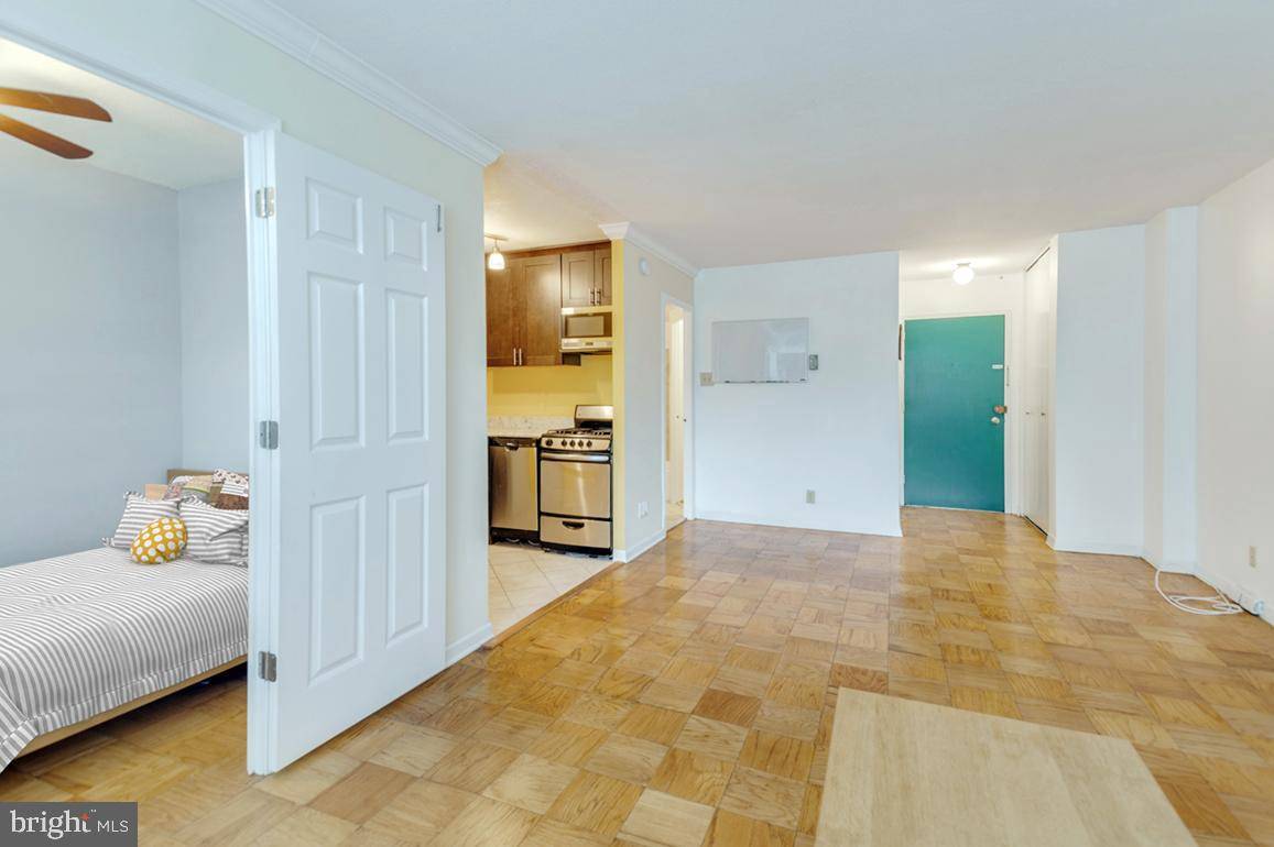 Washington, DC 20037,2201 L ST NW #212