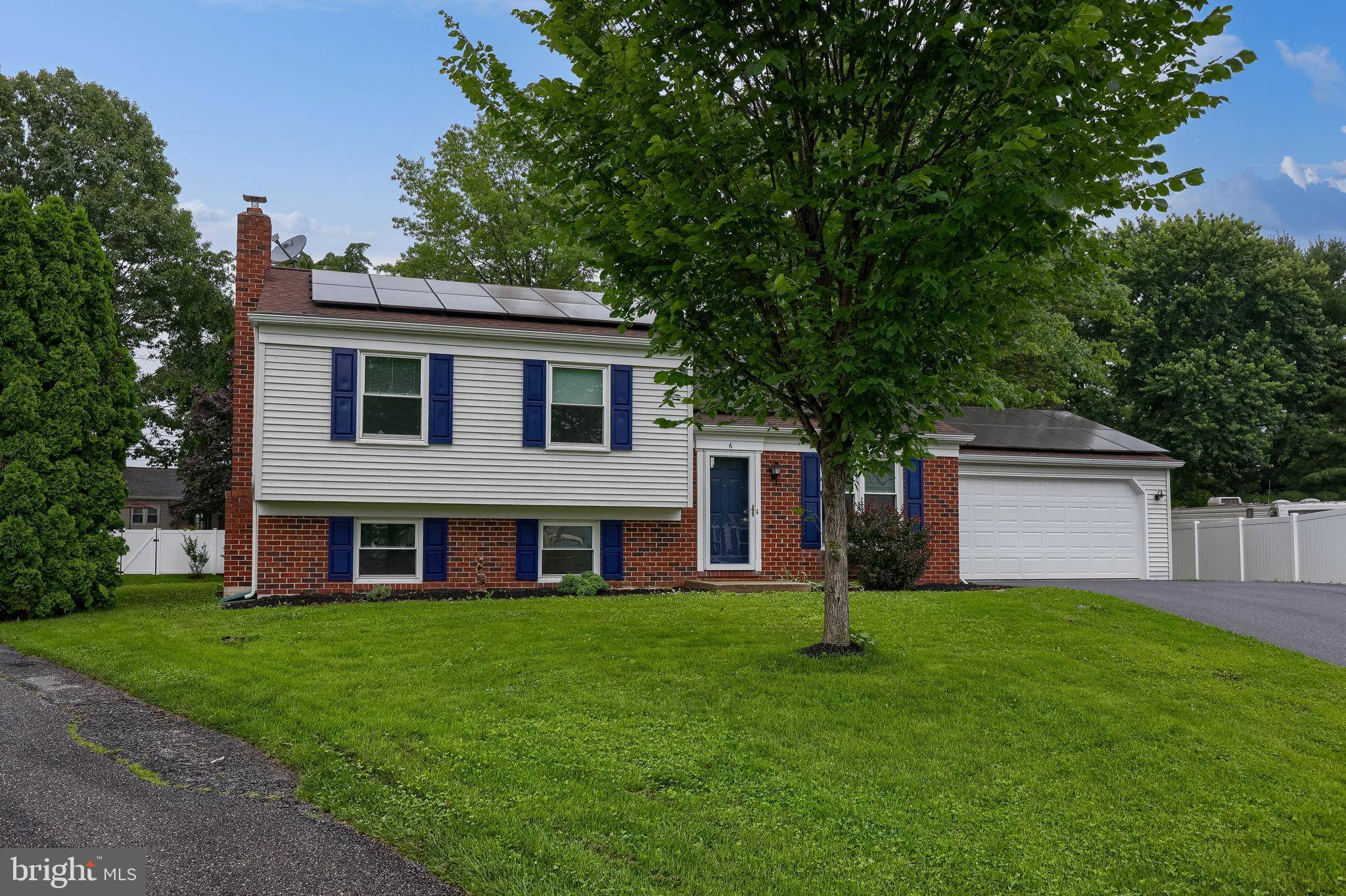 Willow Street, PA 17584,6 CARLTON CT