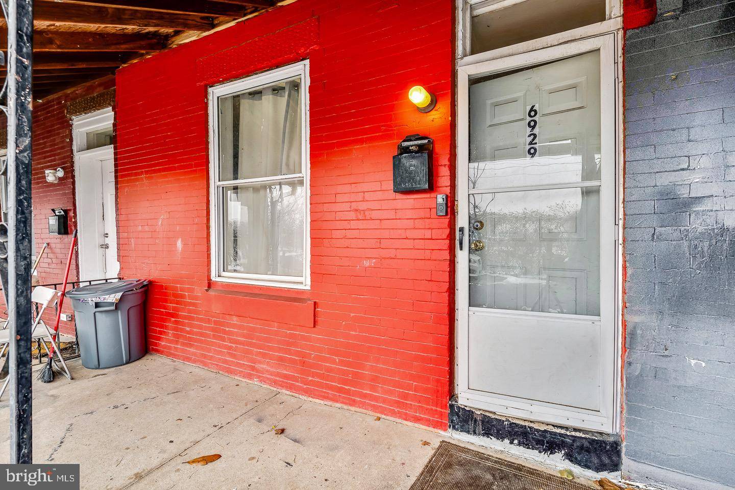 Philadelphia, PA 19142,6929 LINMORE AVE