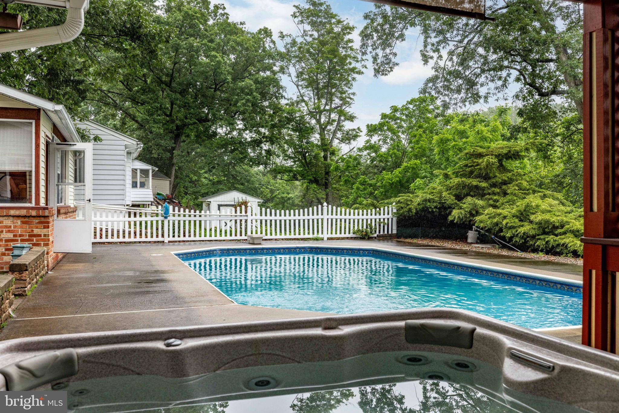 Sunbury, PA 17801,1056 WOODLAND DR