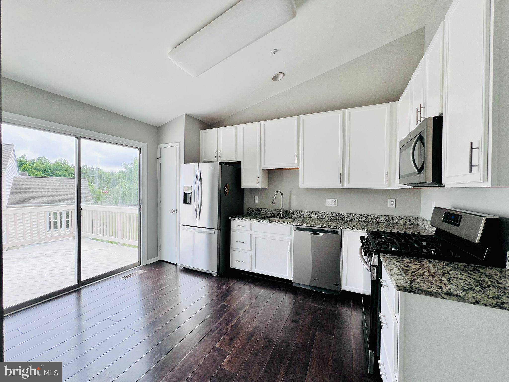 District Heights, MD 20747,8407 LENASKIN LN