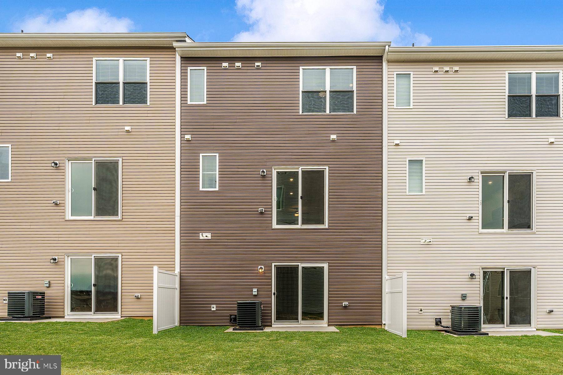 Waynesboro, PA 17268,514 BARTHOLOMEW DR