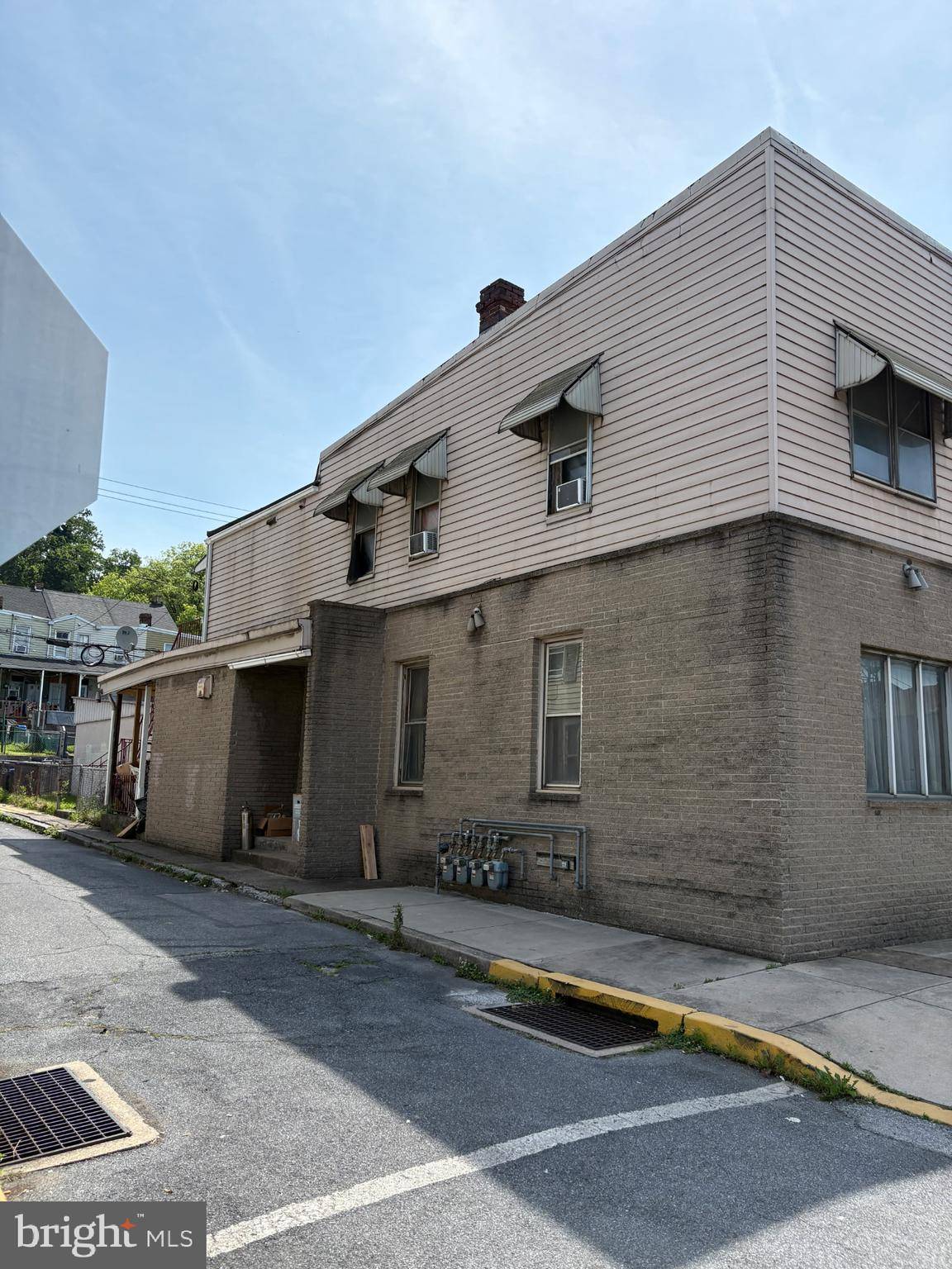 Steelton, PA 17113,541 S FRONT ST