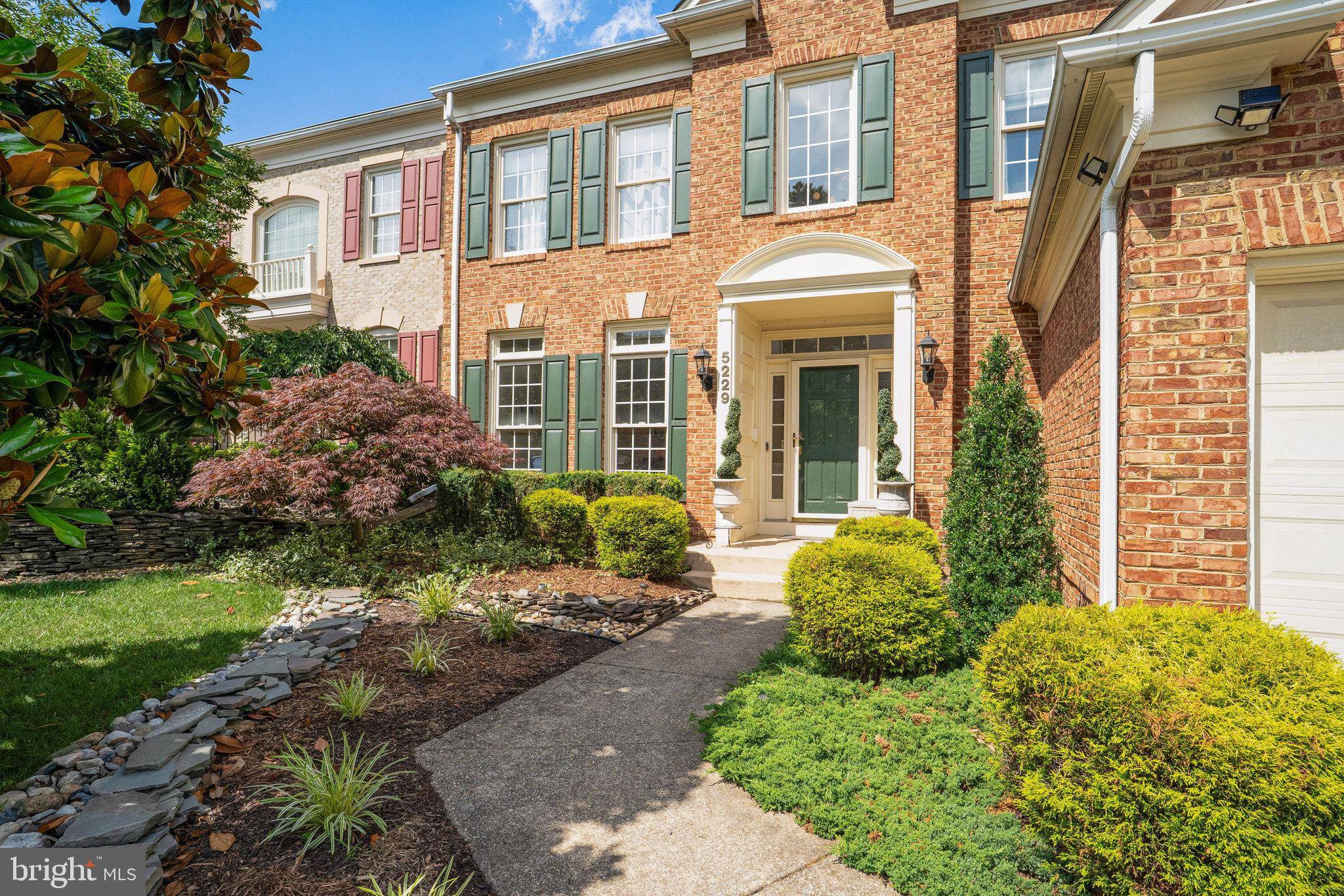 Alexandria, VA 22312,5229 WINTER VIEW DR