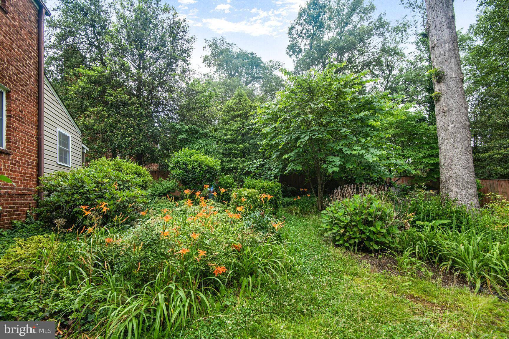 Chevy Chase, MD 20815,2612 SPENCER RD