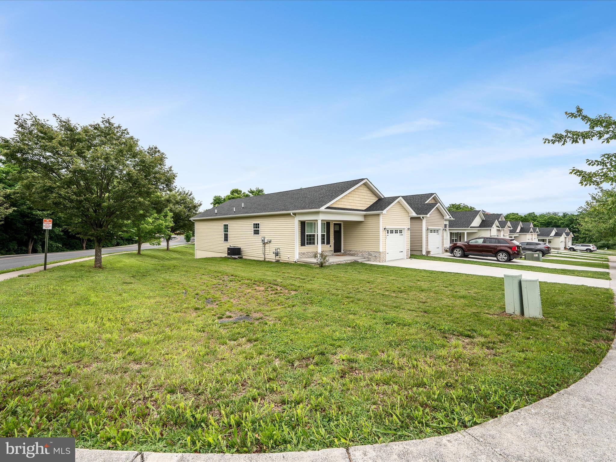 Woodstock, VA 22664,564 GREAT OAK CT