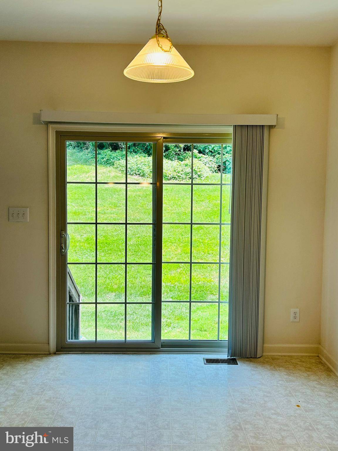 Feasterville Trevose, PA 19053,66 LILLY DR