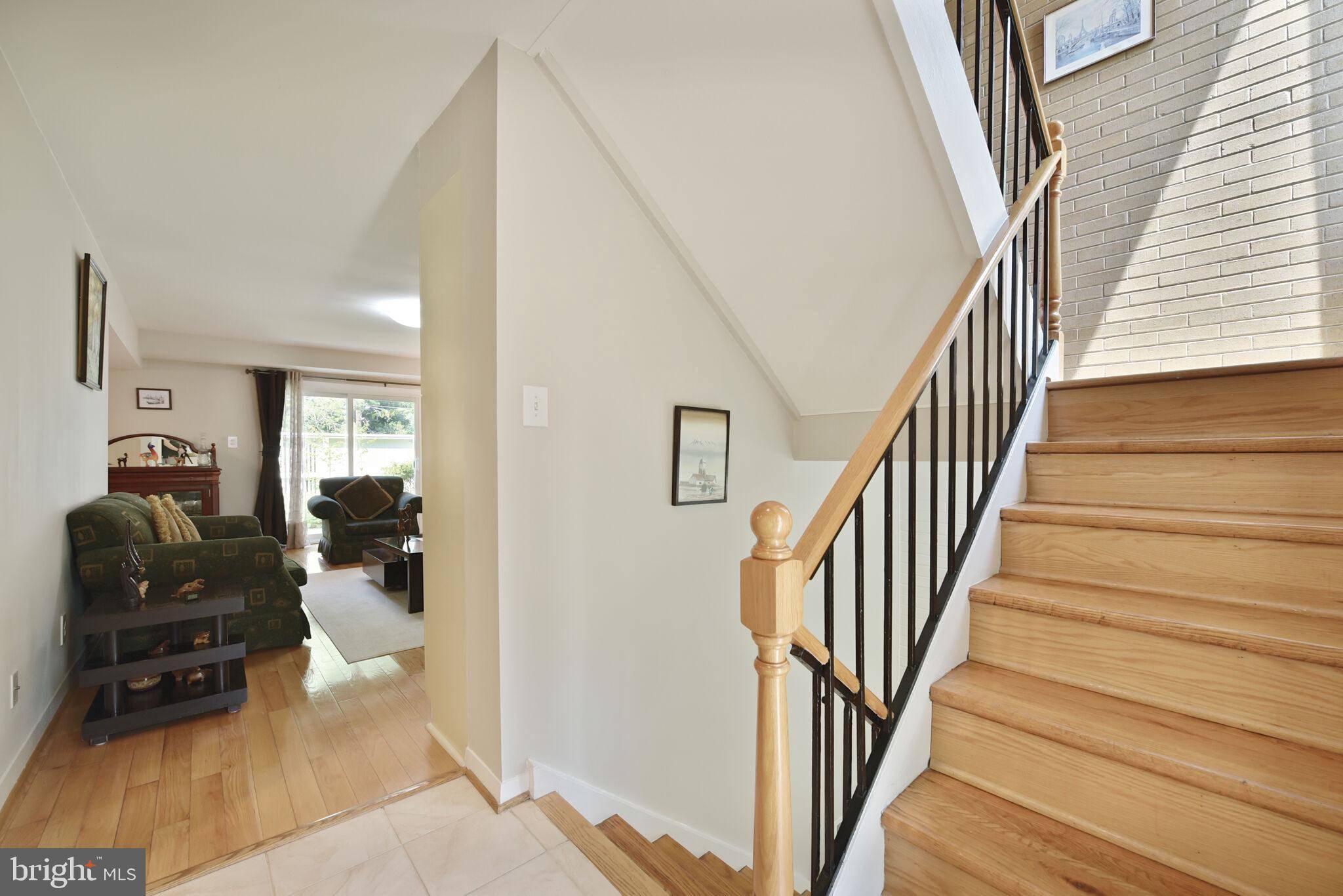 Bethesda, MD 20814,5210 POOKS HILL RD #C-20