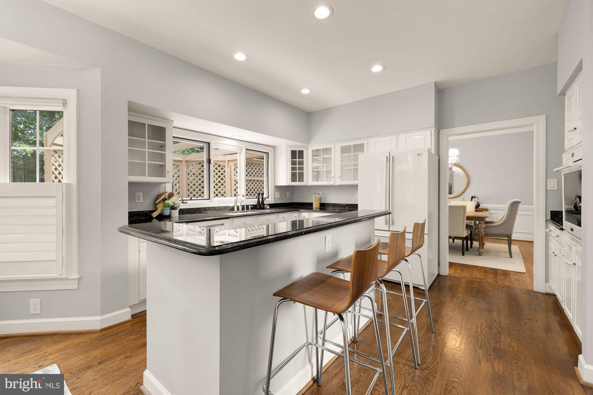Vienna, VA 22180,305 SPRINGWOOD CT NE
