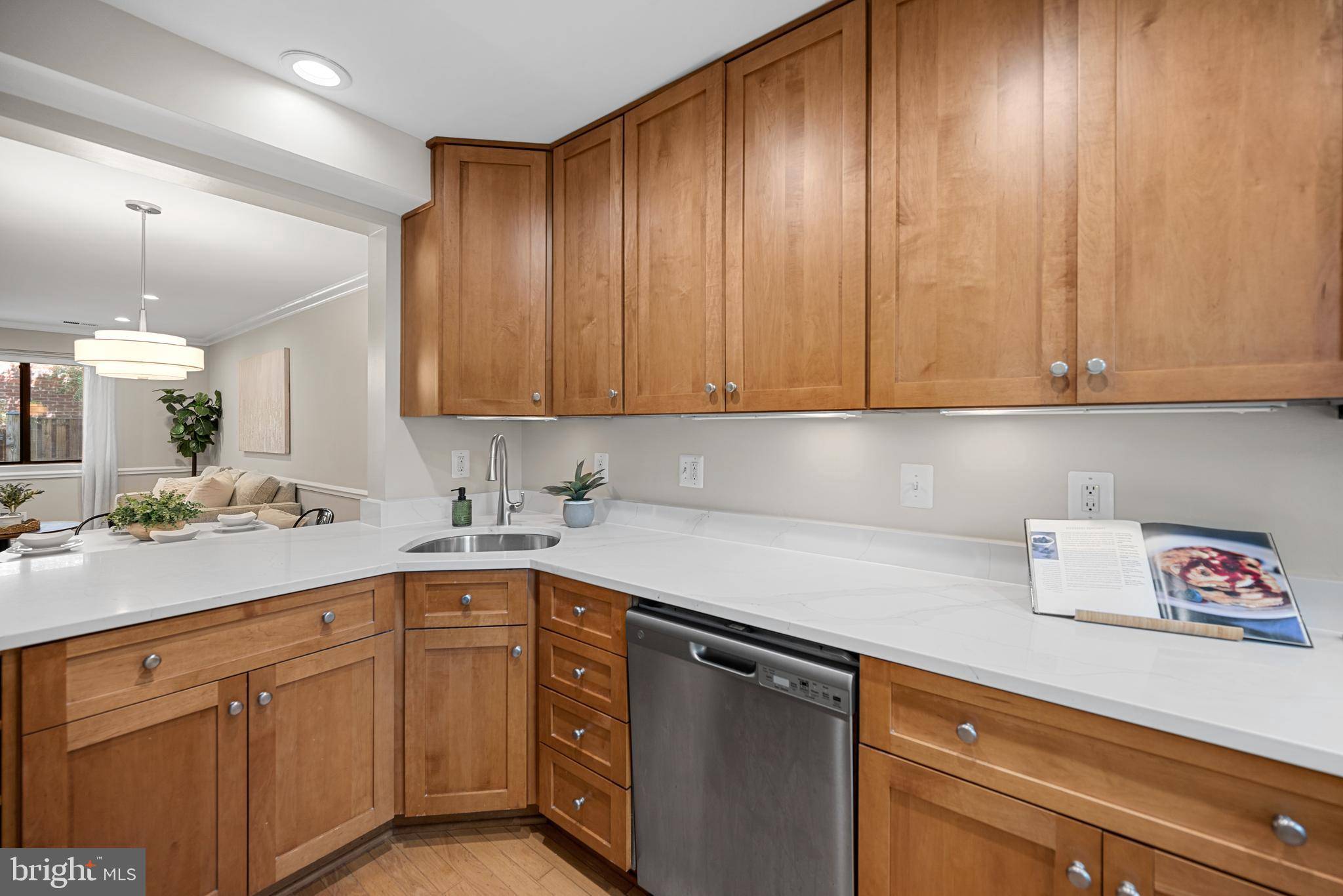Arlington, VA 22203,4425 7TH ST N