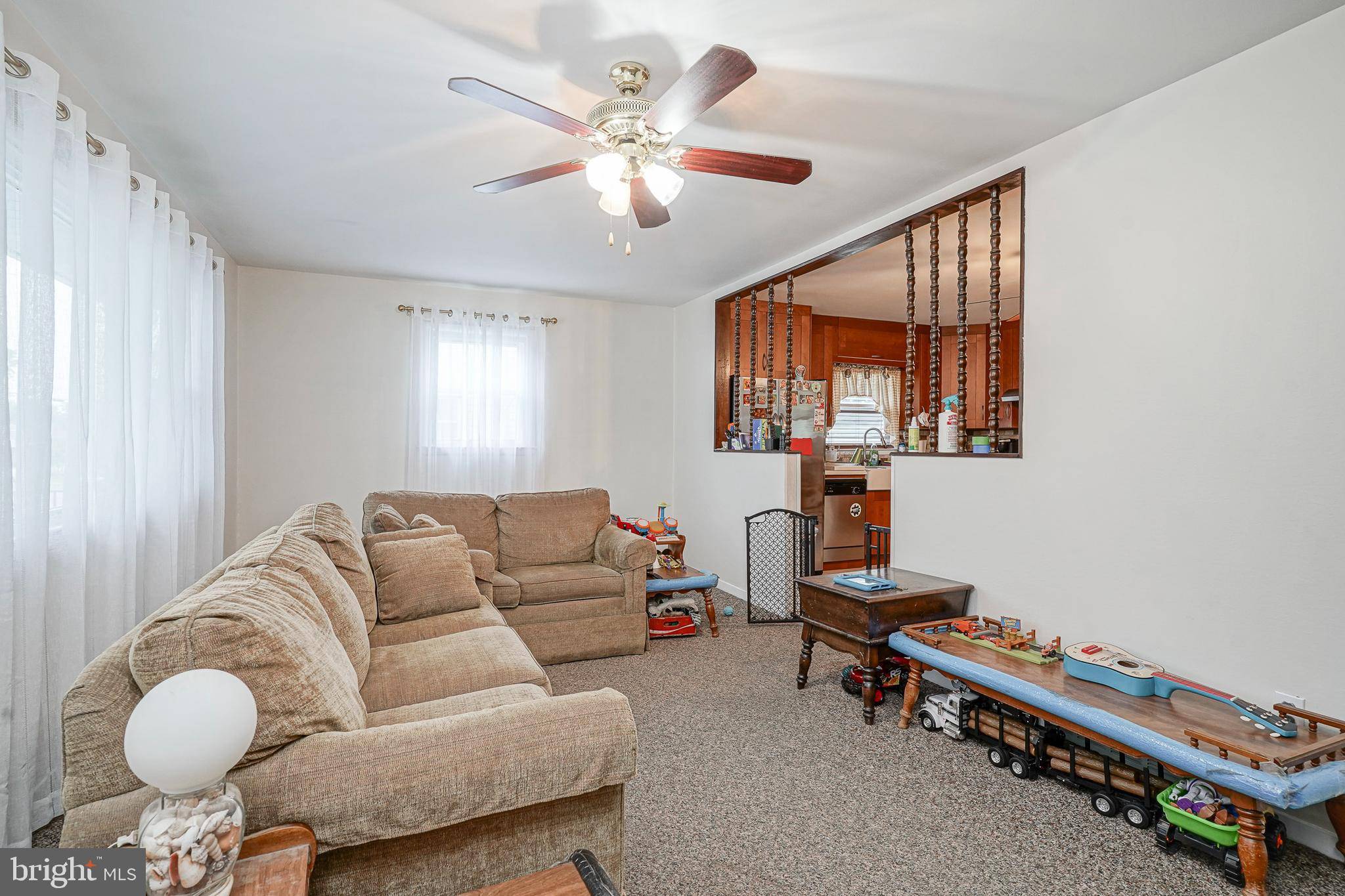 Blackwood, NJ 08012,531 CLOVERDALE RD