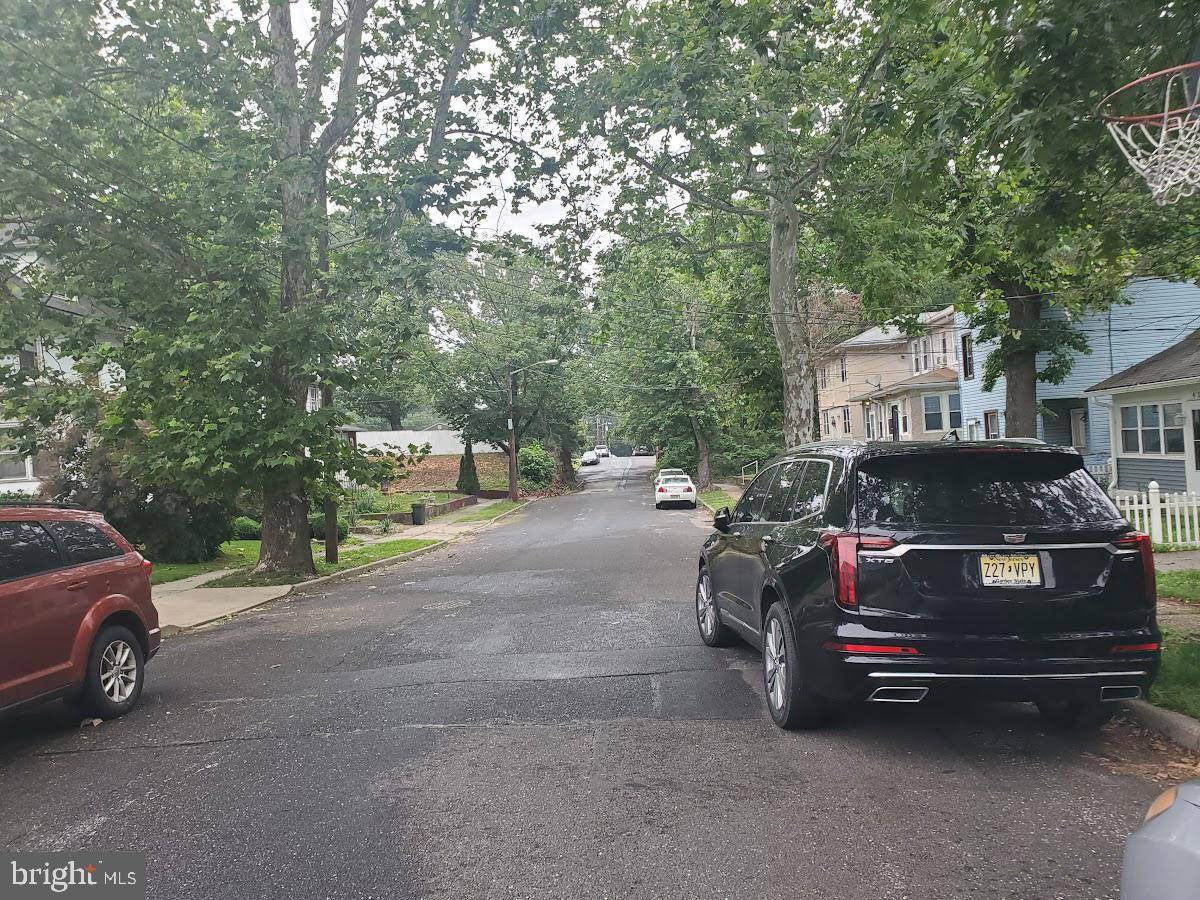 Pennsauken, NJ 08110,448 ENGARD AVE