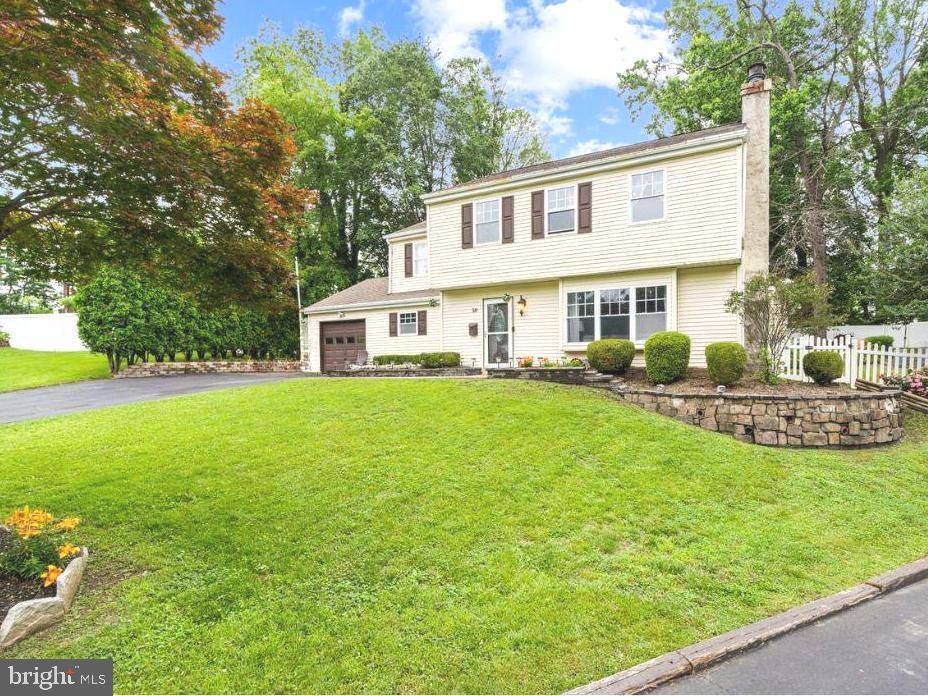 Willow Grove, PA 19090,50 HIDEAWAY DR