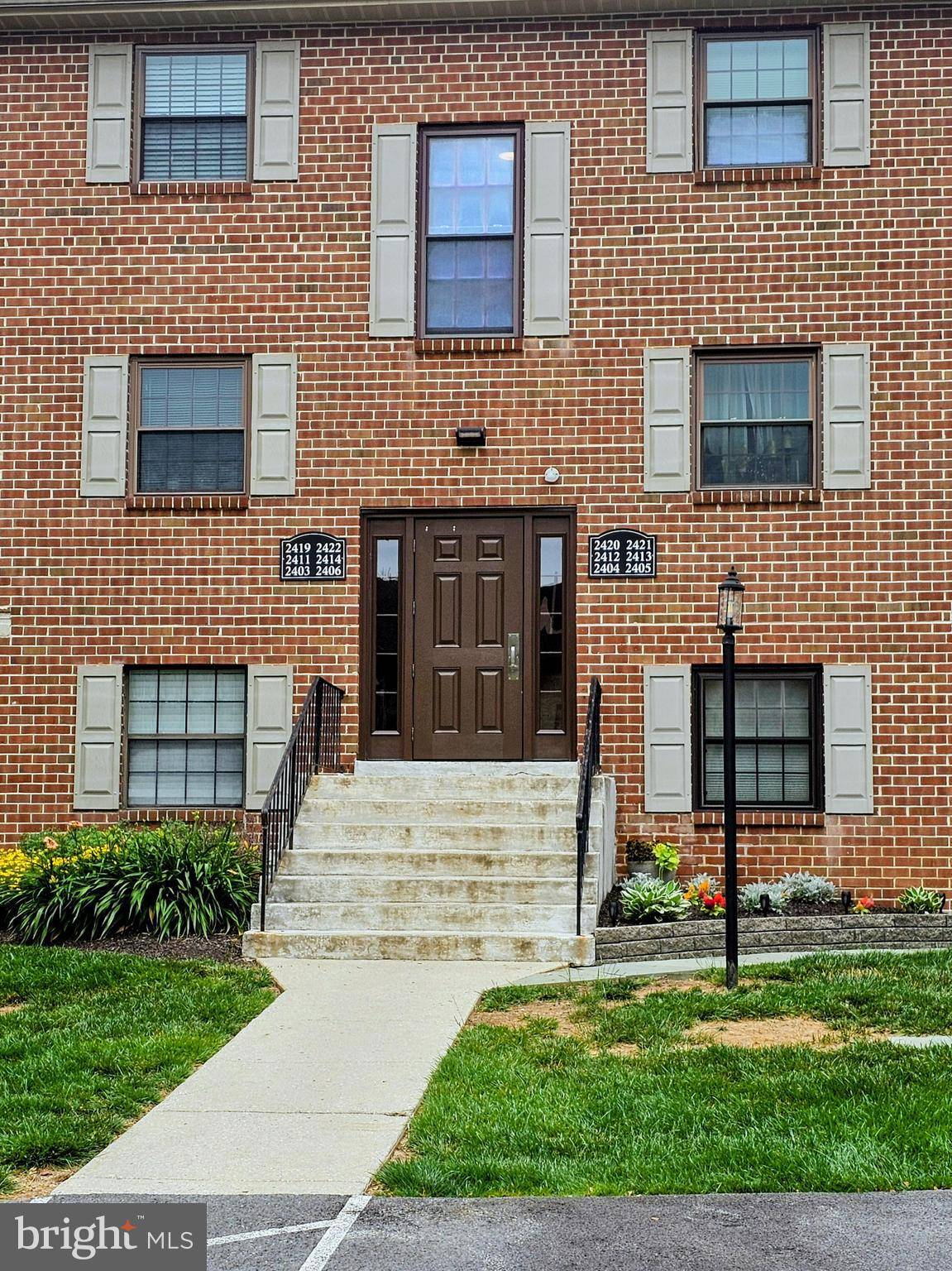 West Chester, PA 19382,2420 POND VIEW DR #2420