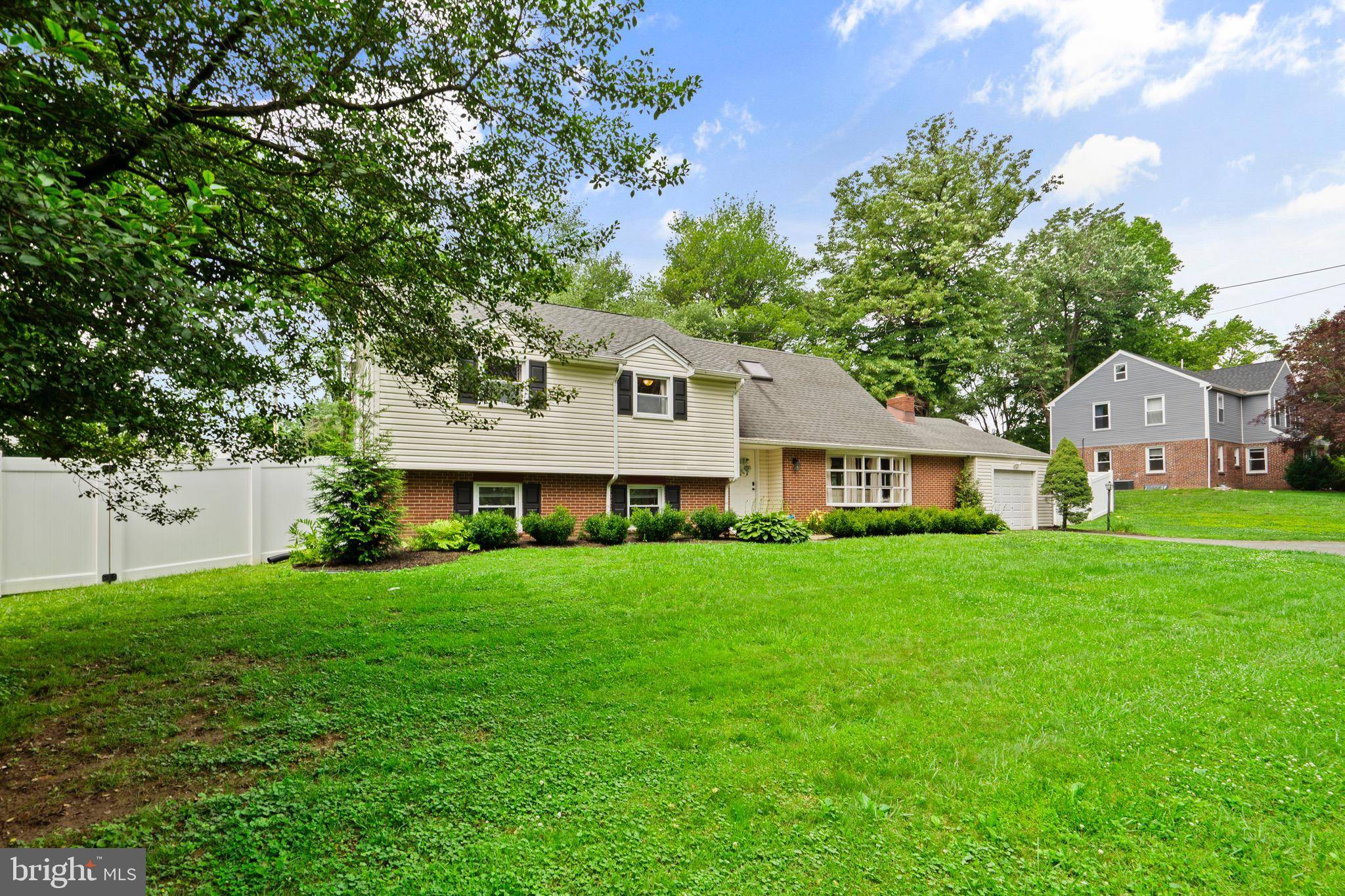 Media, PA 19063,566 S OLD MIDDLETOWN RD