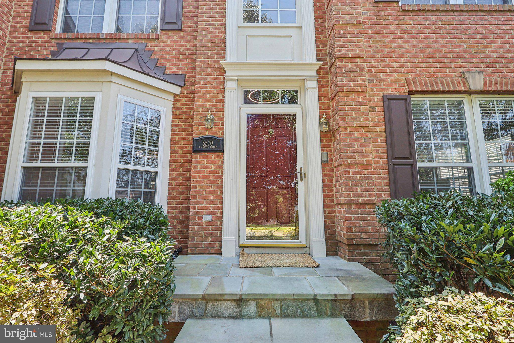 Alexandria, VA 22310,5570 LA VISTA DR