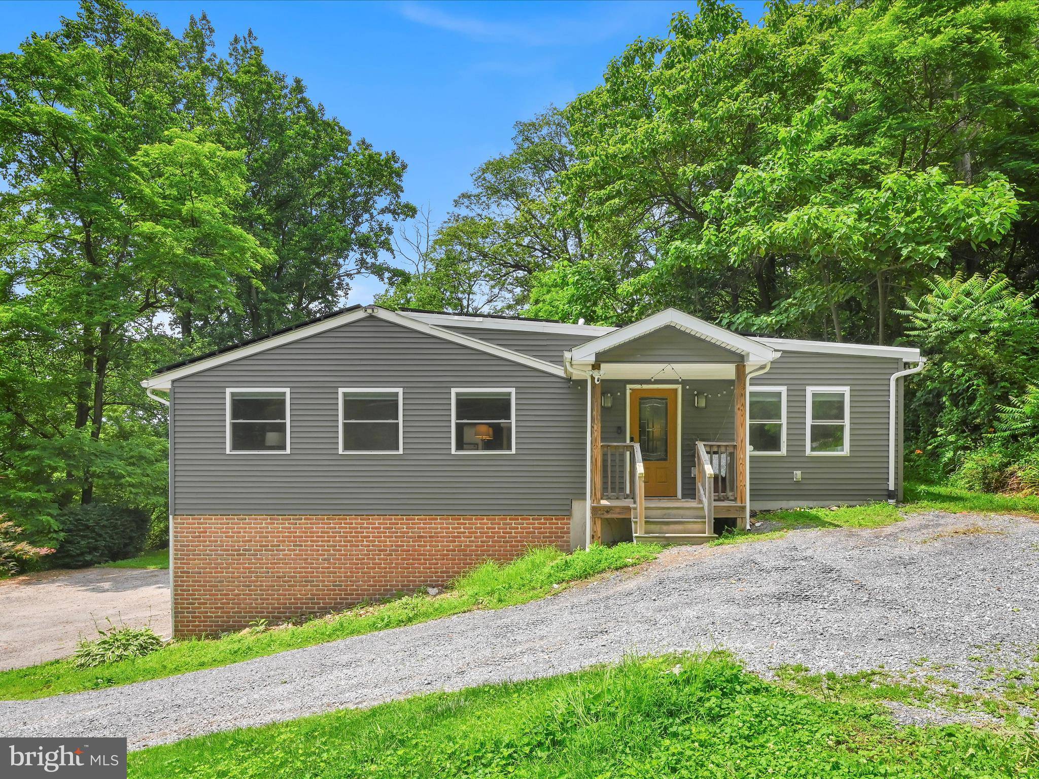 Columbia, PA 17512,322 INDIAN HEAD RD