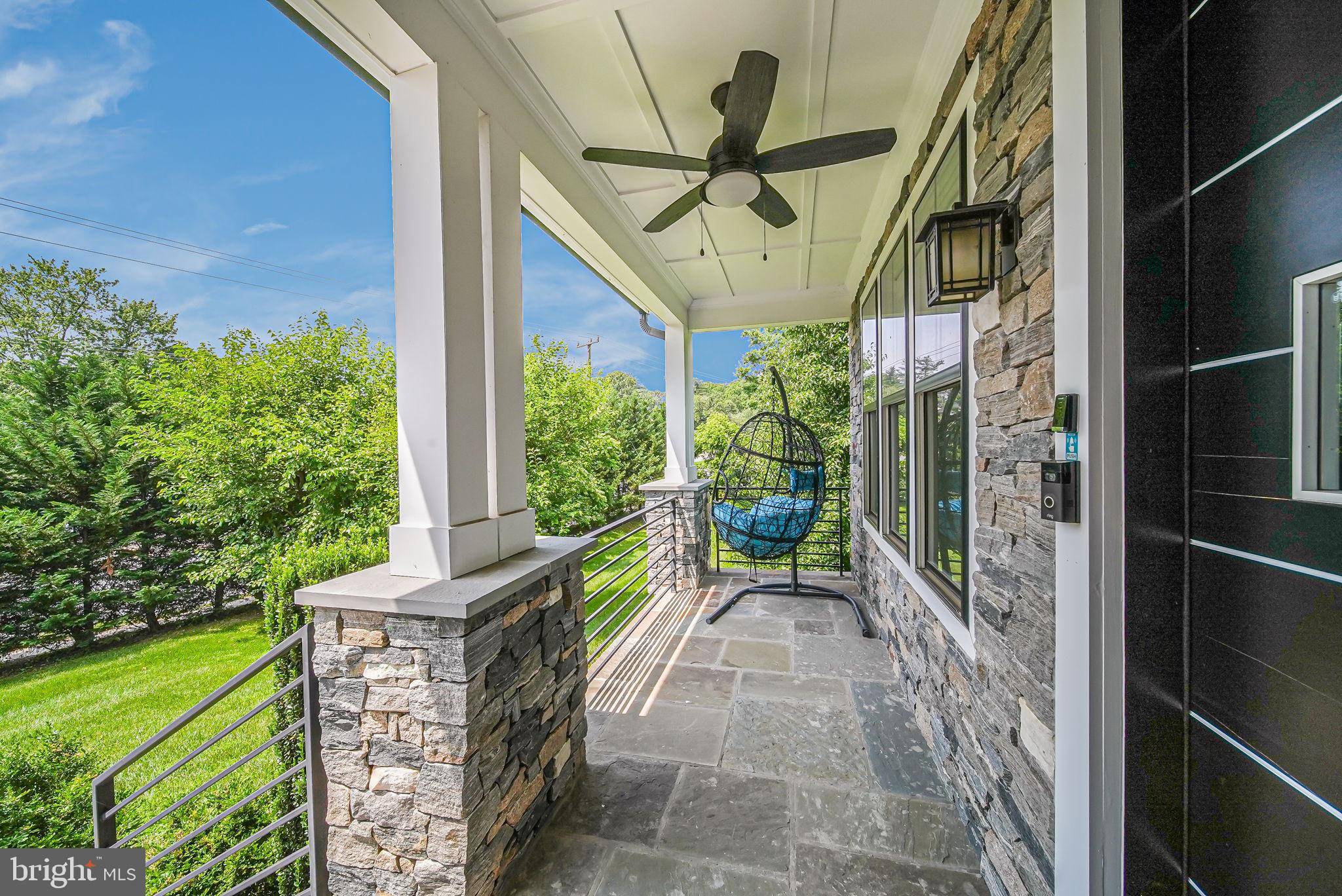 Oakton, VA 22124,9908 BLAKE LN
