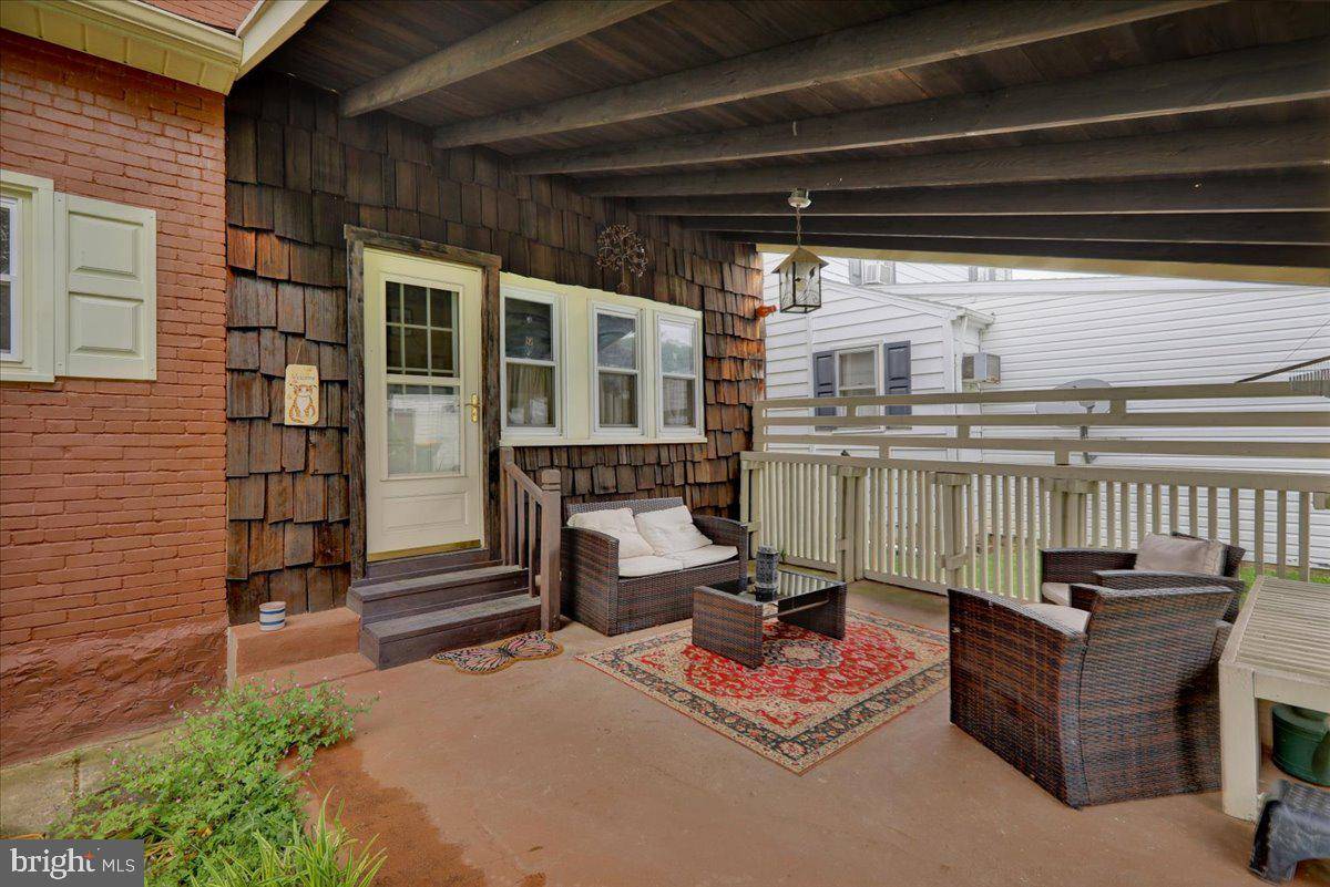 Reading, PA 19608,758 FRITZTOWN RD