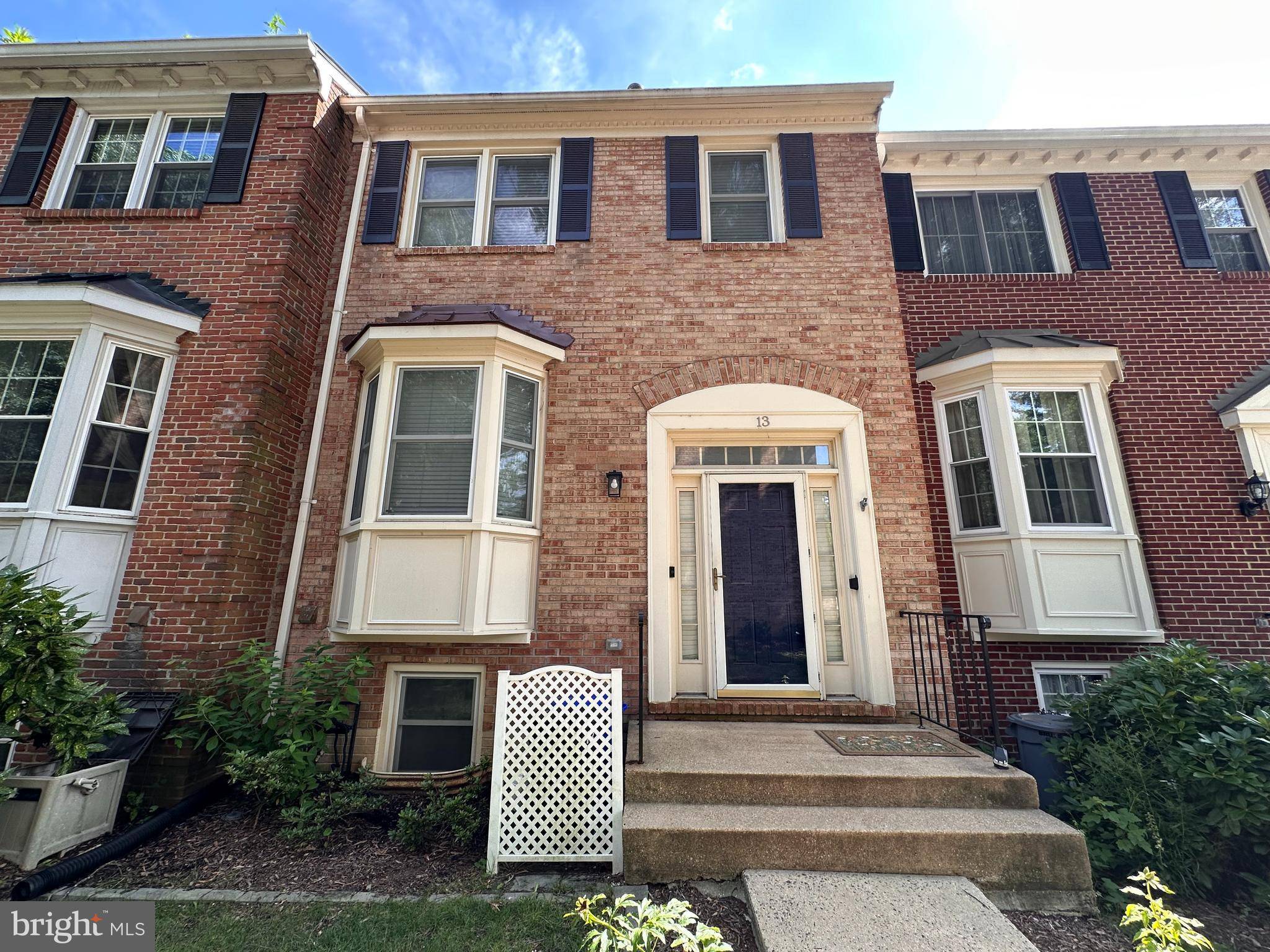 Alexandria, VA 22304,13 CARRIAGE HOUSE CIR