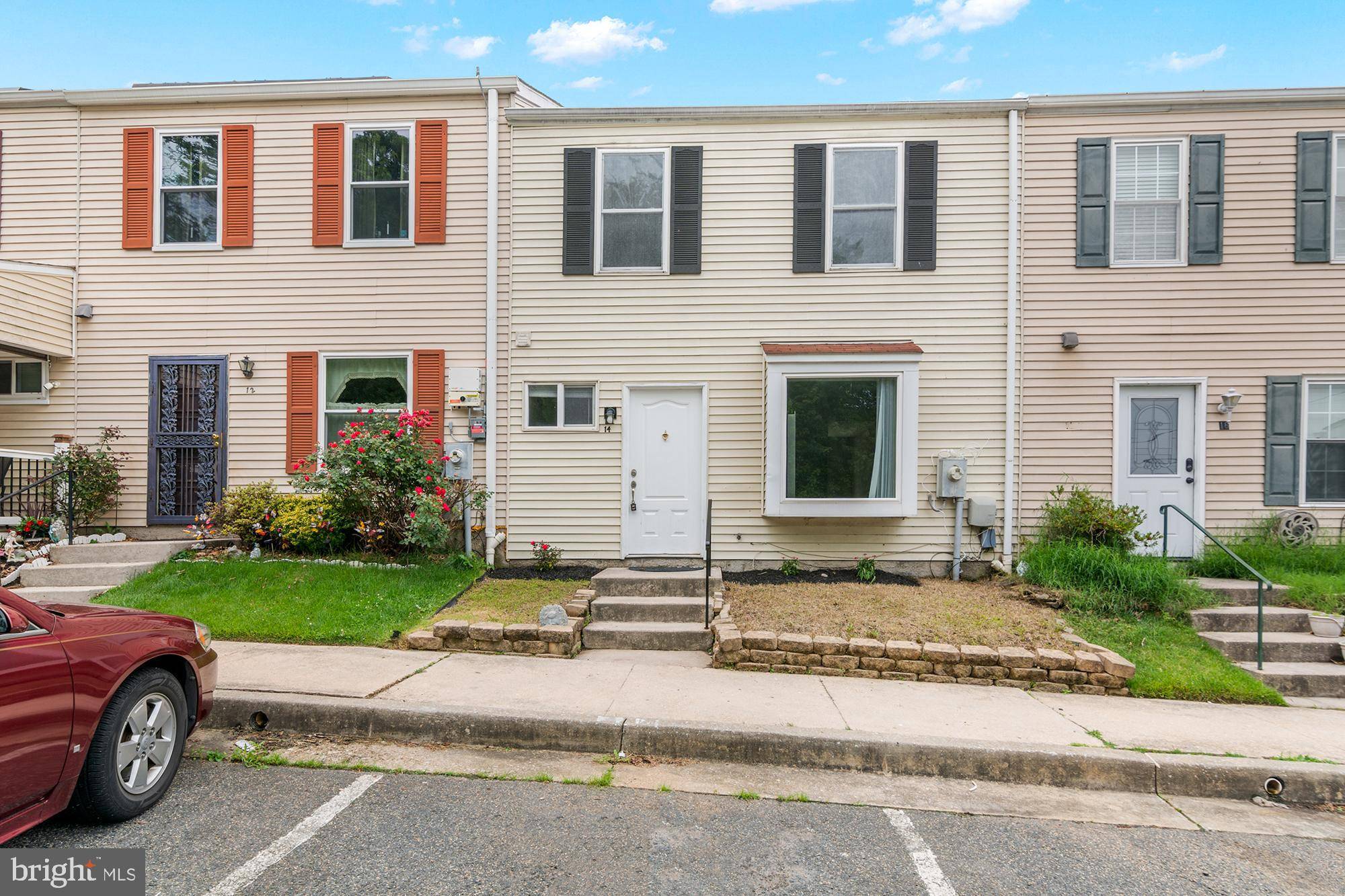Essex, MD 21221,14 ENSIGN CT
