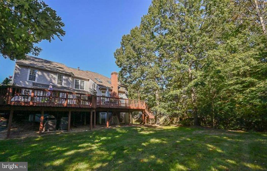 Fairfax Station, VA 22039,10115 HOMAR POND DR